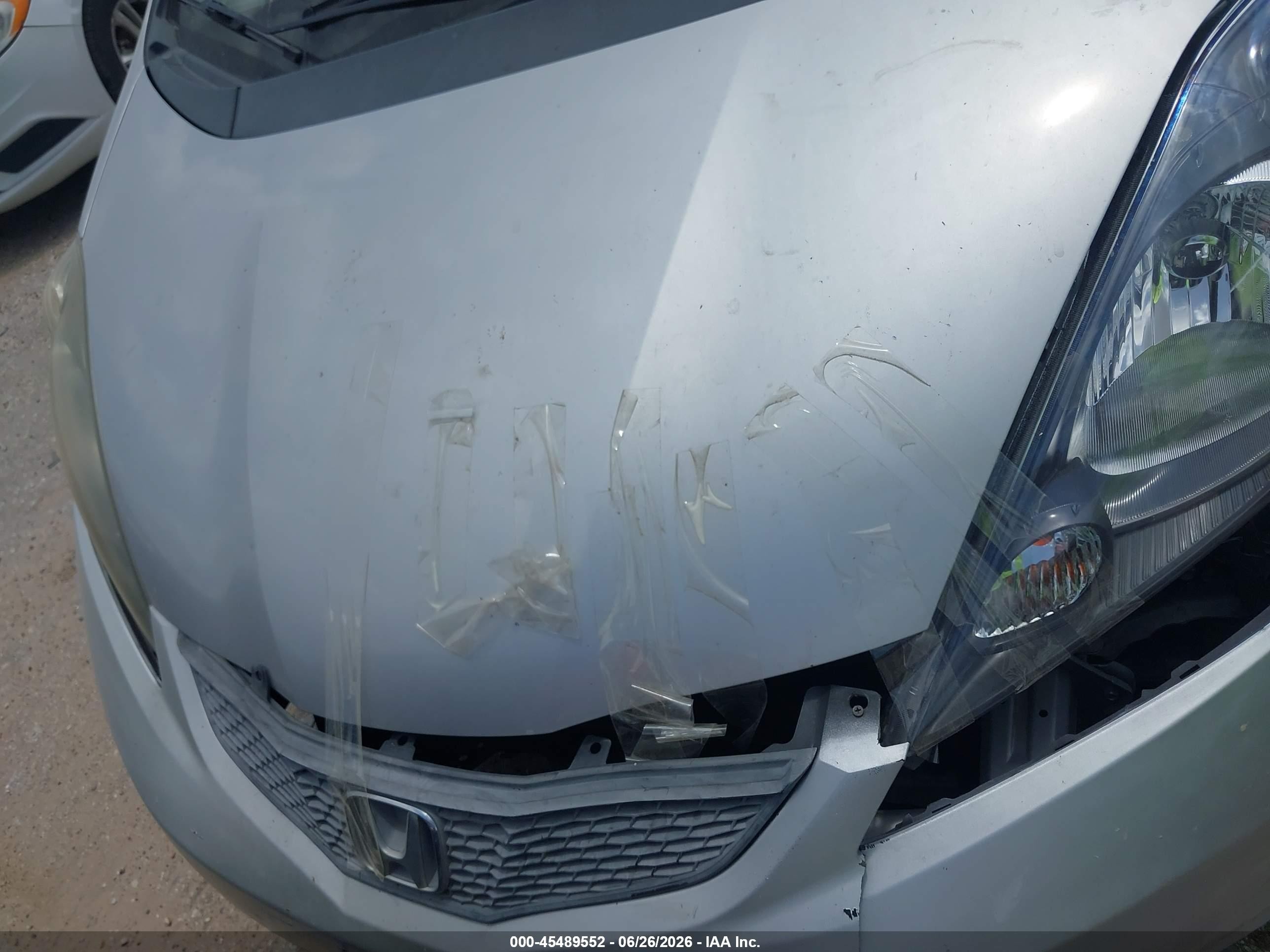 2012 Honda Fit   Silver vin: JHMGE8H33CC003957