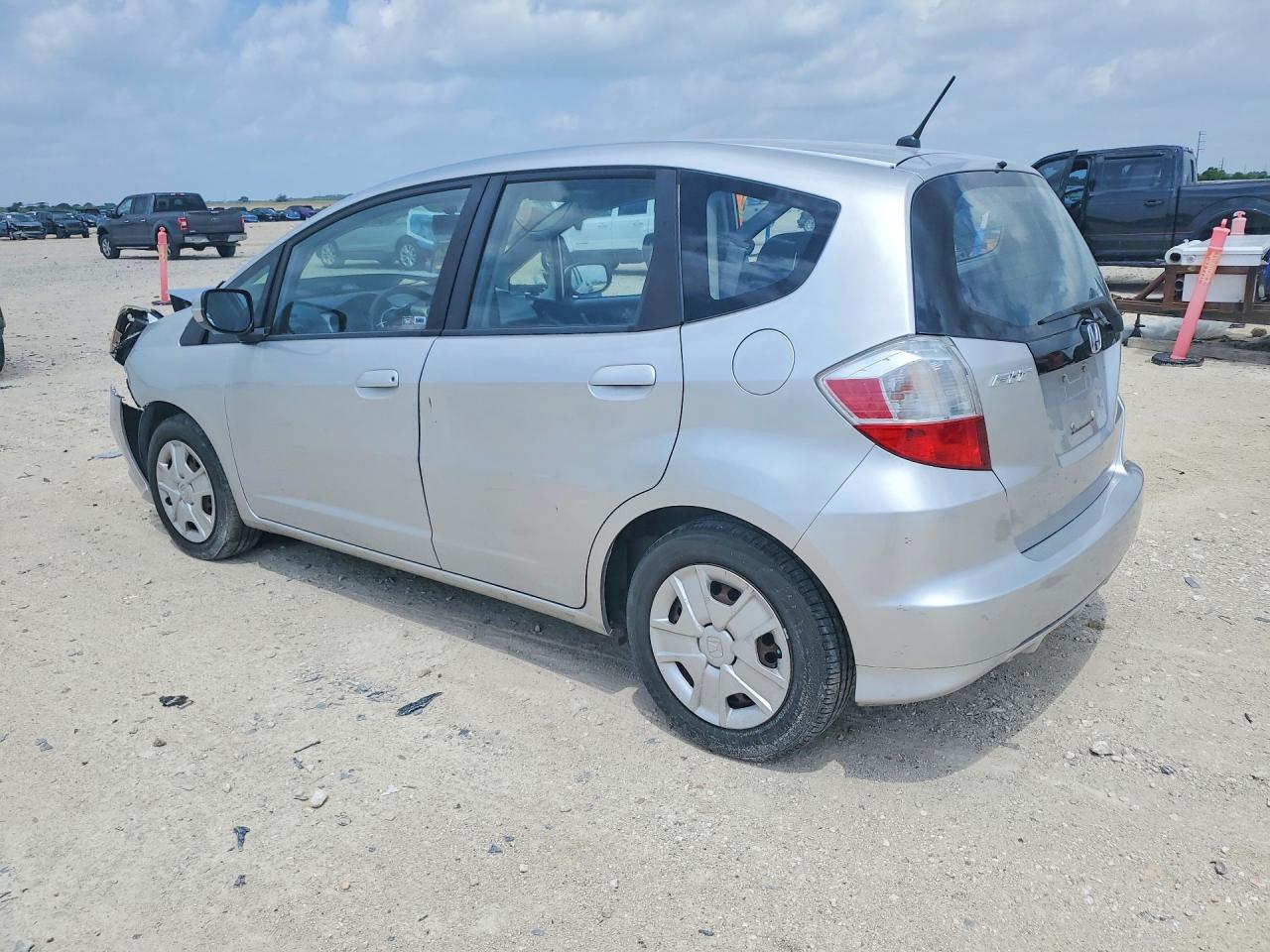 2012 Honda Fit Серебряный vin: JHMGE8H33CC029037