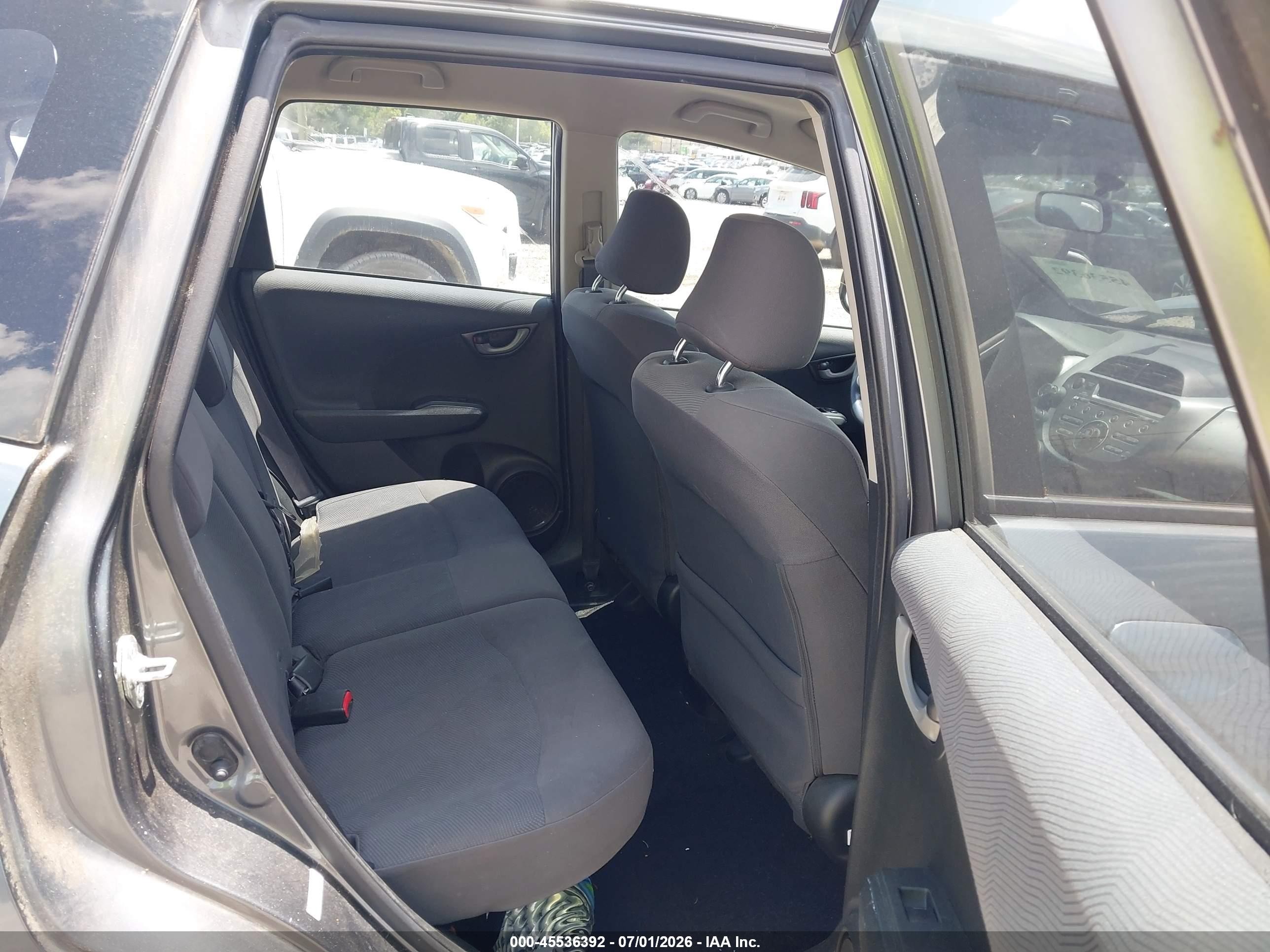 2012 Honda Fit Gray vin: JHMGE8H33CS000255