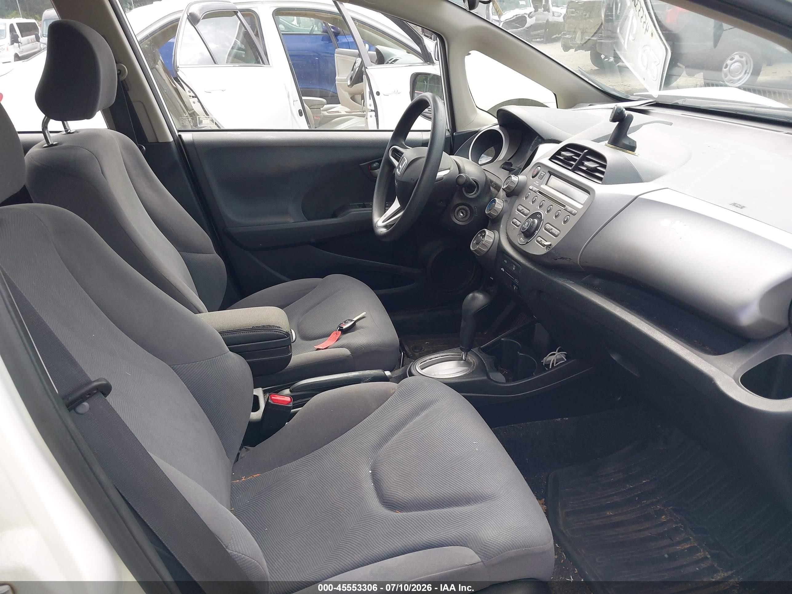 2012 Honda Fit White vin: JHMGE8H33CS006332