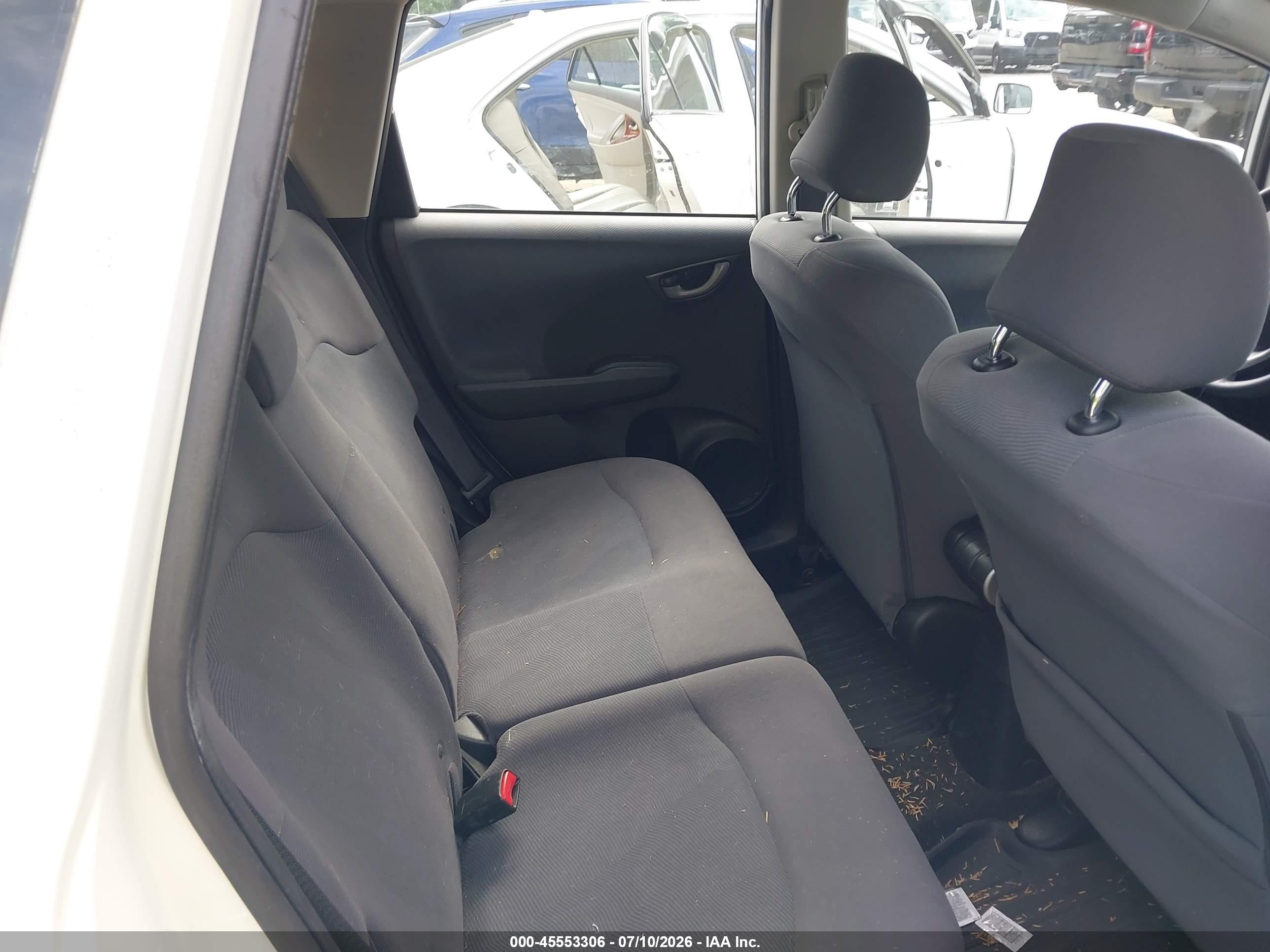 2012 Honda Fit White vin: JHMGE8H33CS006332
