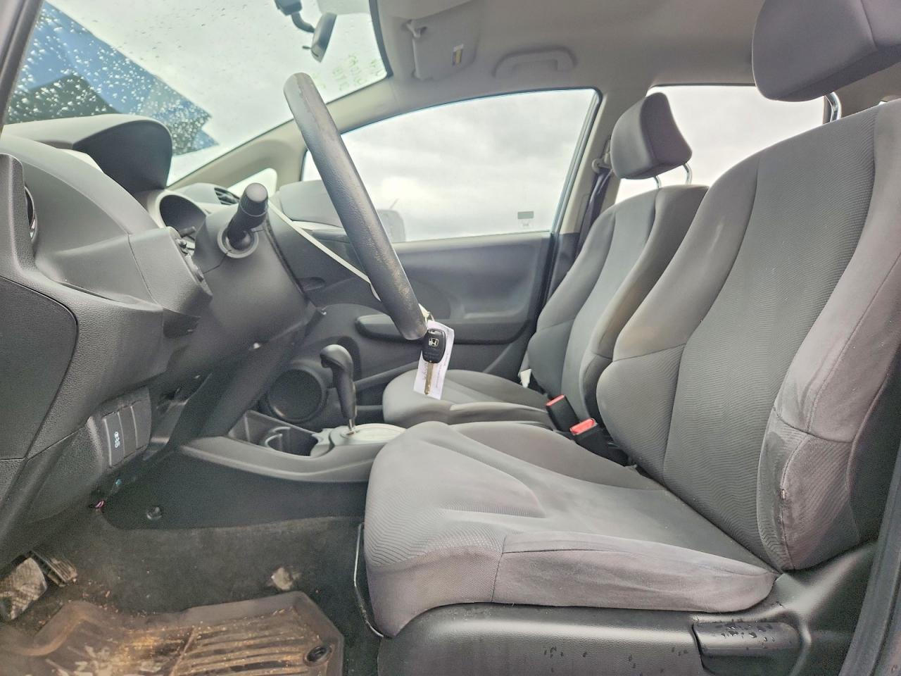 2013 Honda Fit Угольный vin: JHMGE8H33DC002437