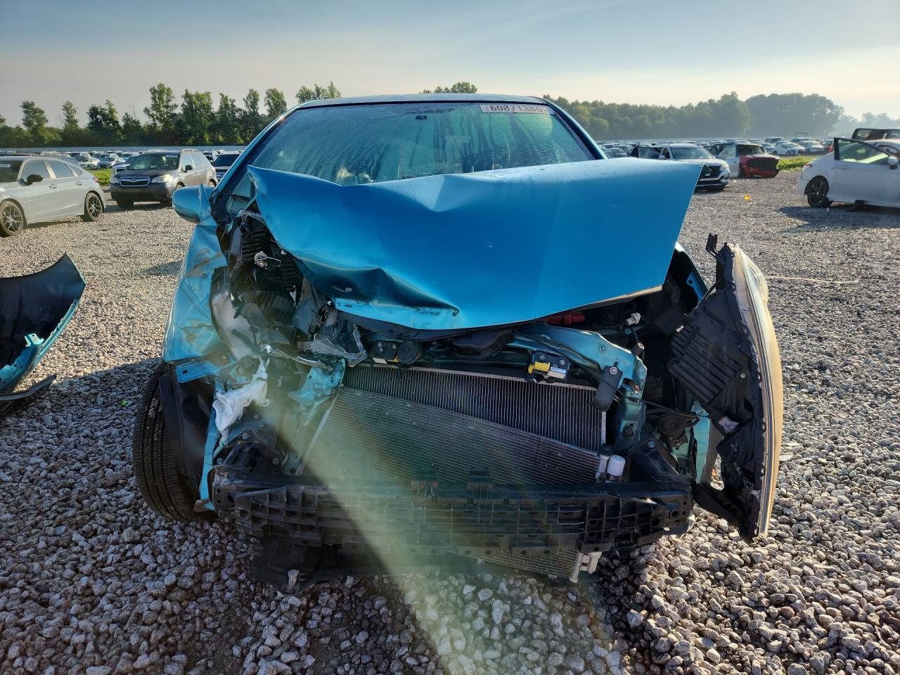 2013 Honda Fit Turquoise vin: JHMGE8H33DC010327