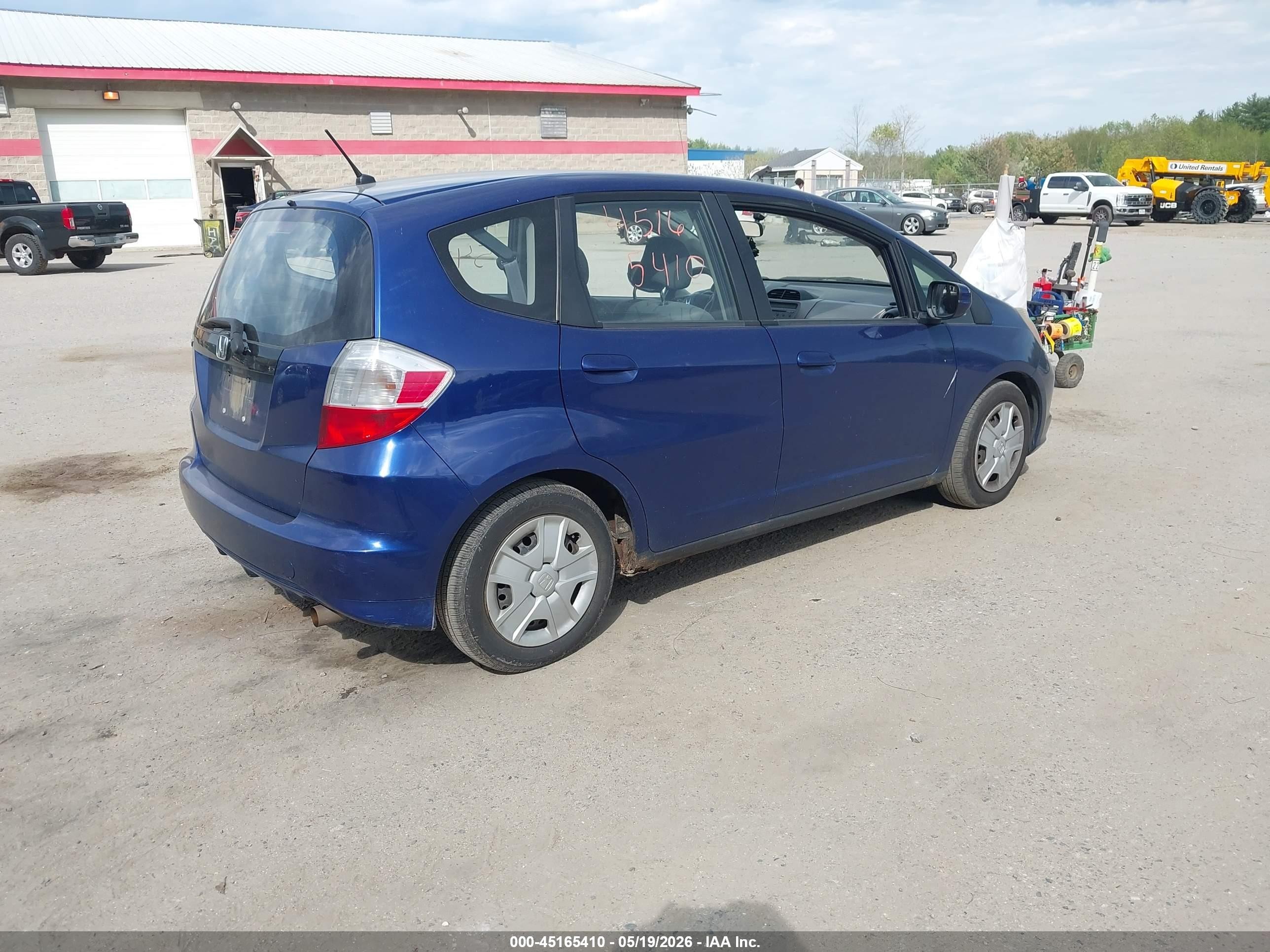 2013 Honda Fit   Синий vin: JHMGE8H33DC015771