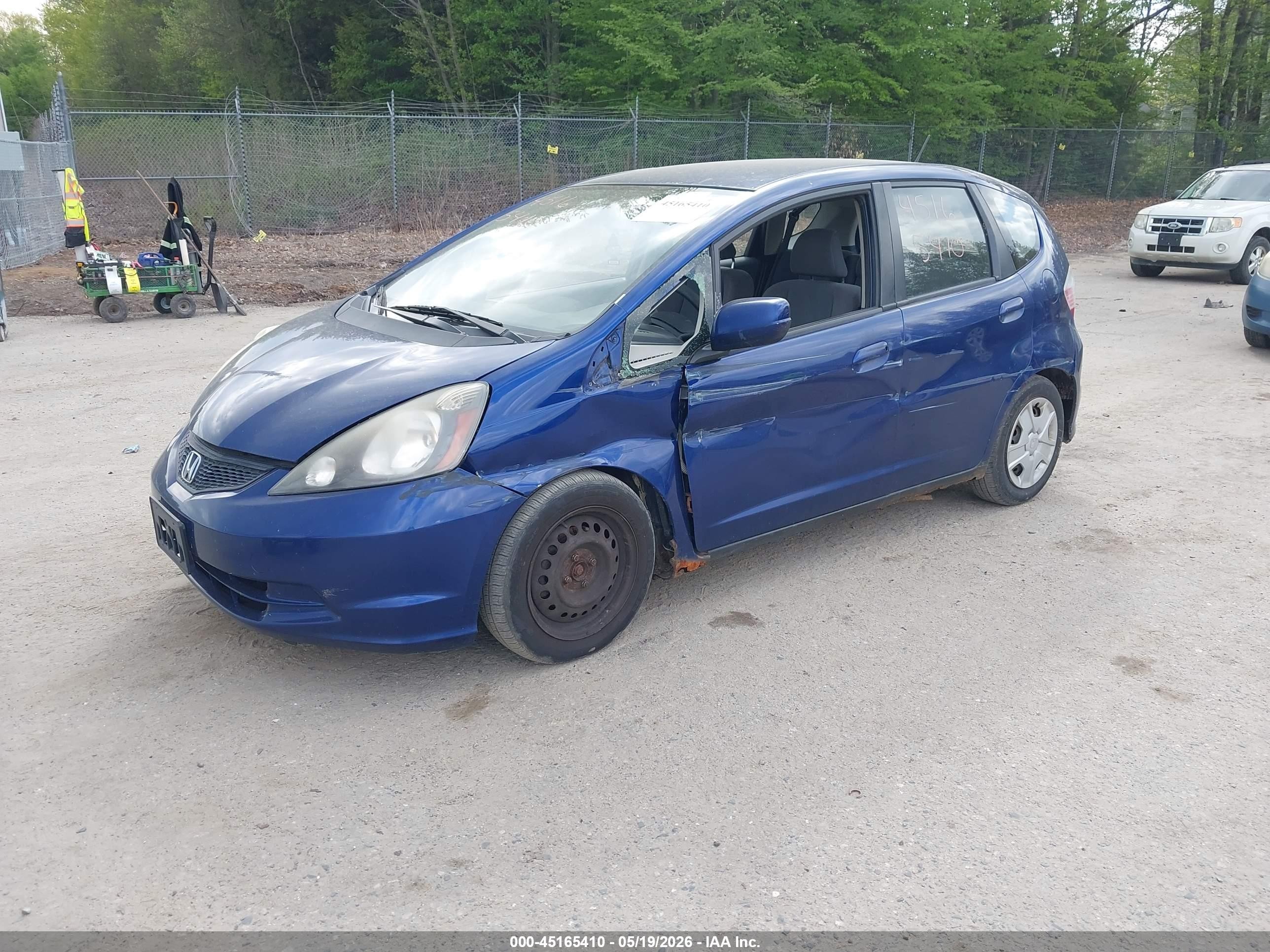 2013 Honda Fit   Синий vin: JHMGE8H33DC015771