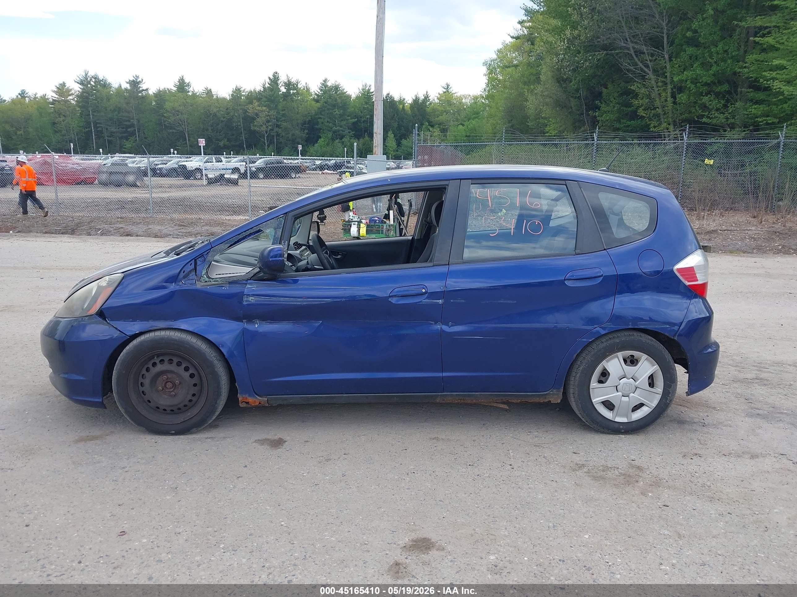 2013 Honda Fit   Синий vin: JHMGE8H33DC015771
