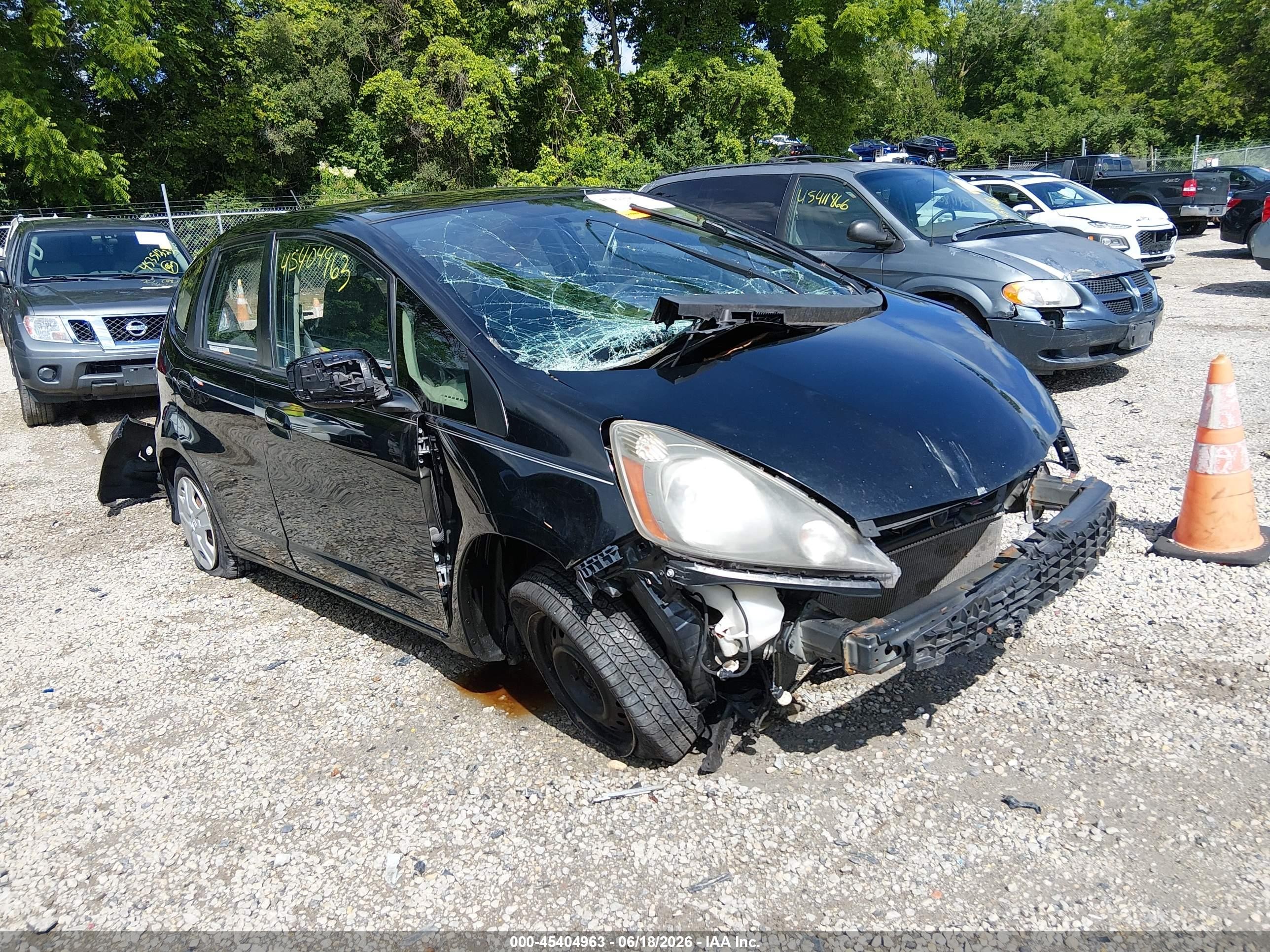 2013 Honda Fit   Black vin: JHMGE8H33DC018881