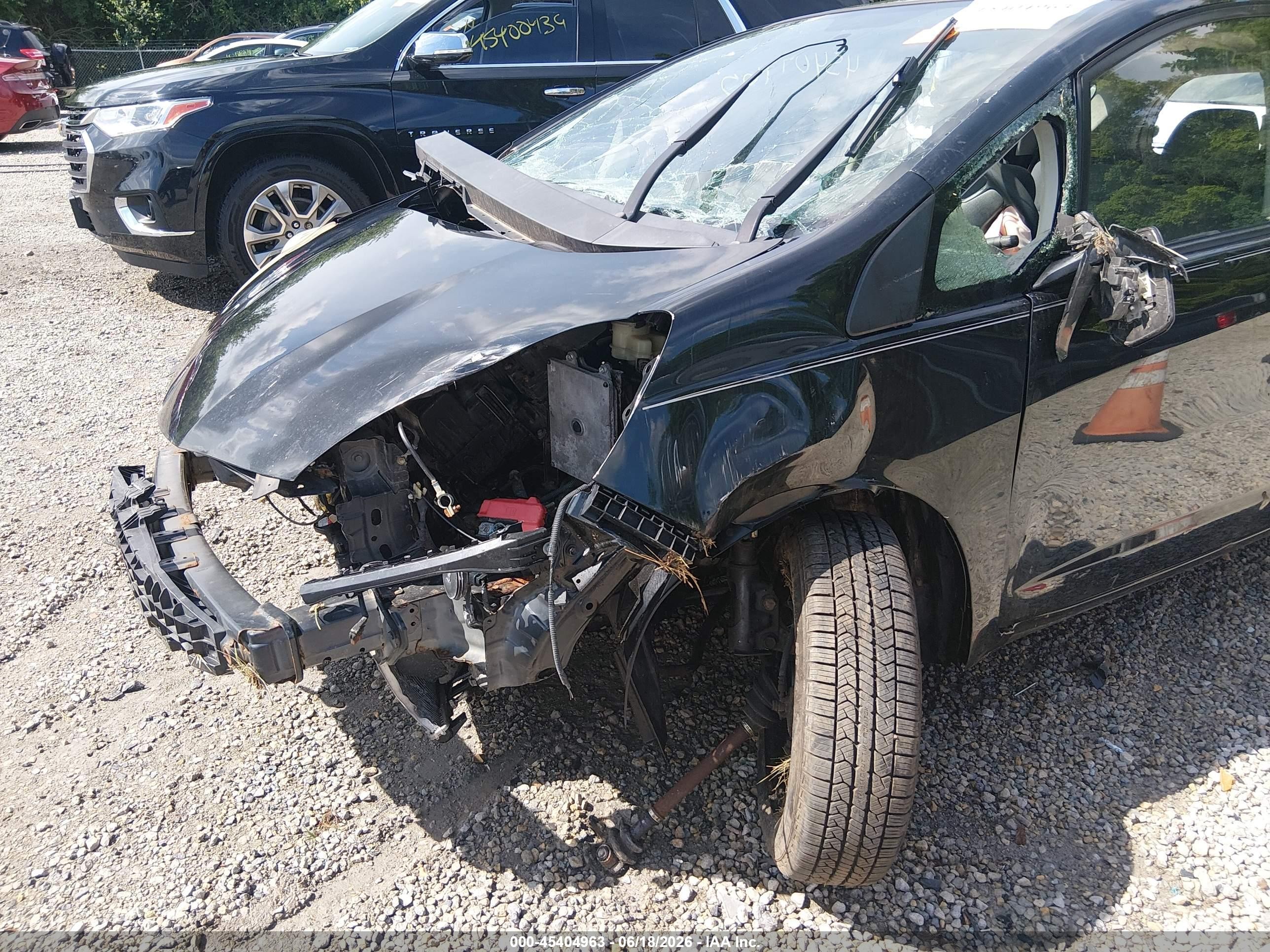 2013 Honda Fit   Black vin: JHMGE8H33DC018881