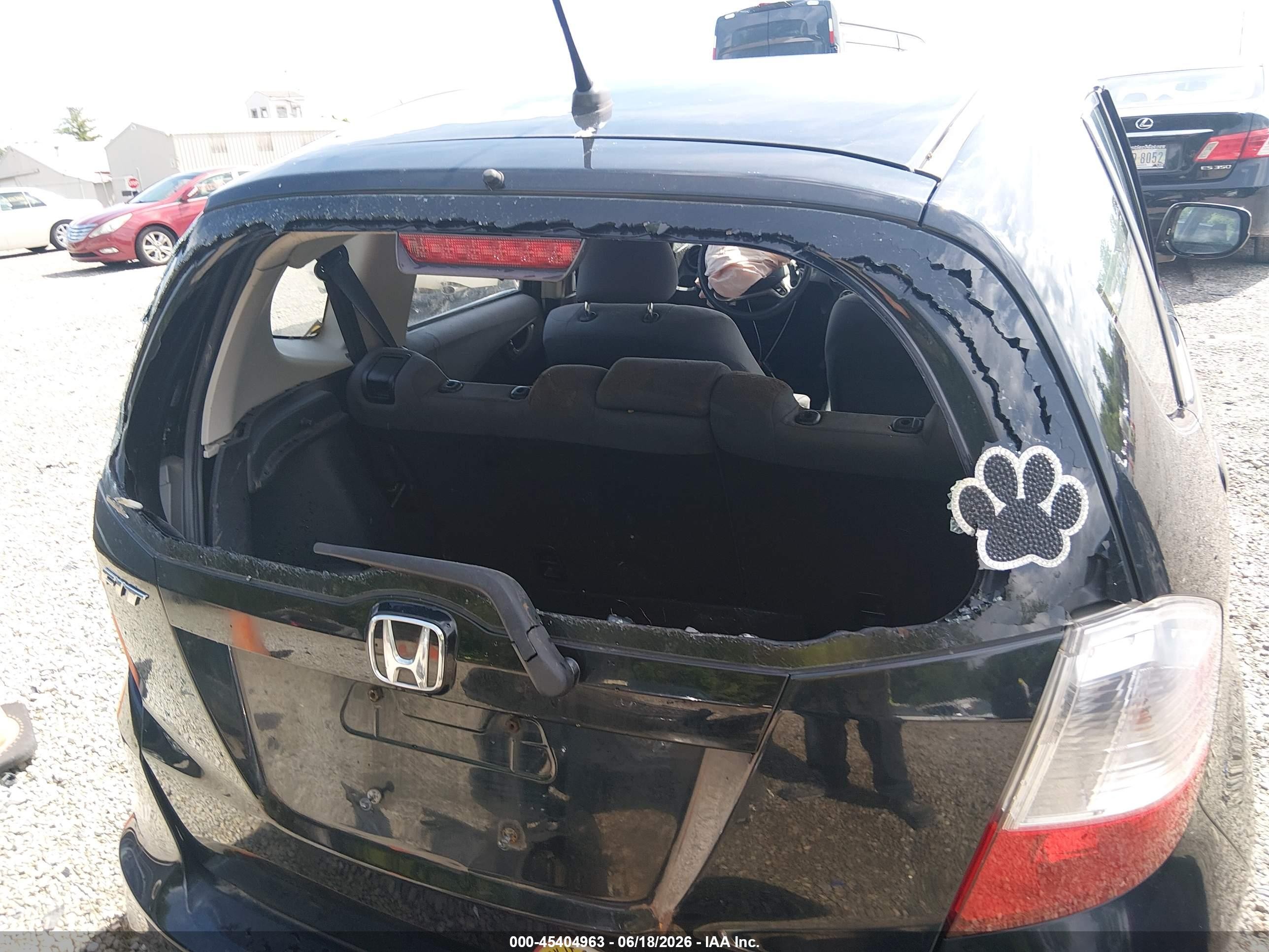 2013 Honda Fit   Black vin: JHMGE8H33DC018881