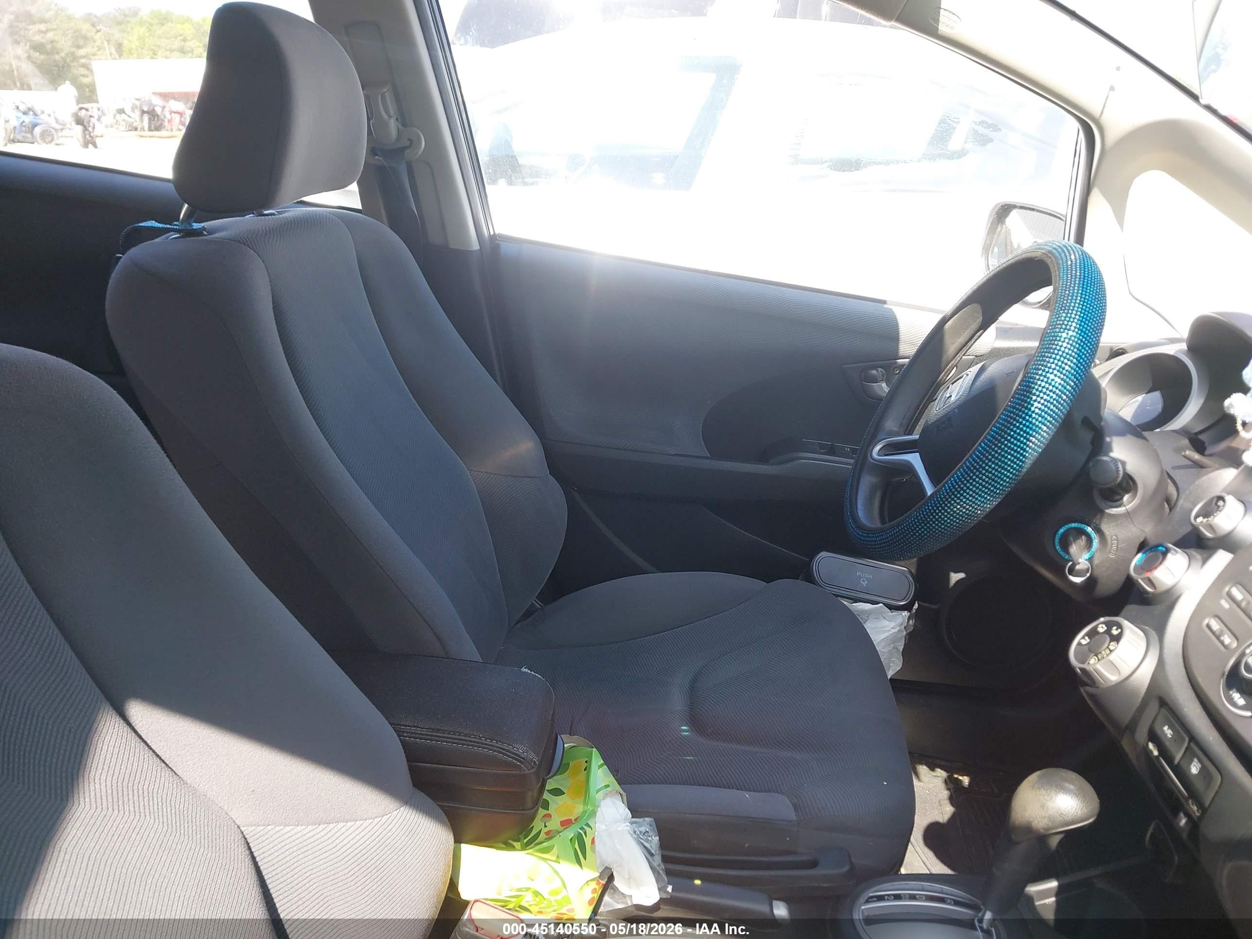 2013 Honda Fit   Black vin: JHMGE8H33DC028634