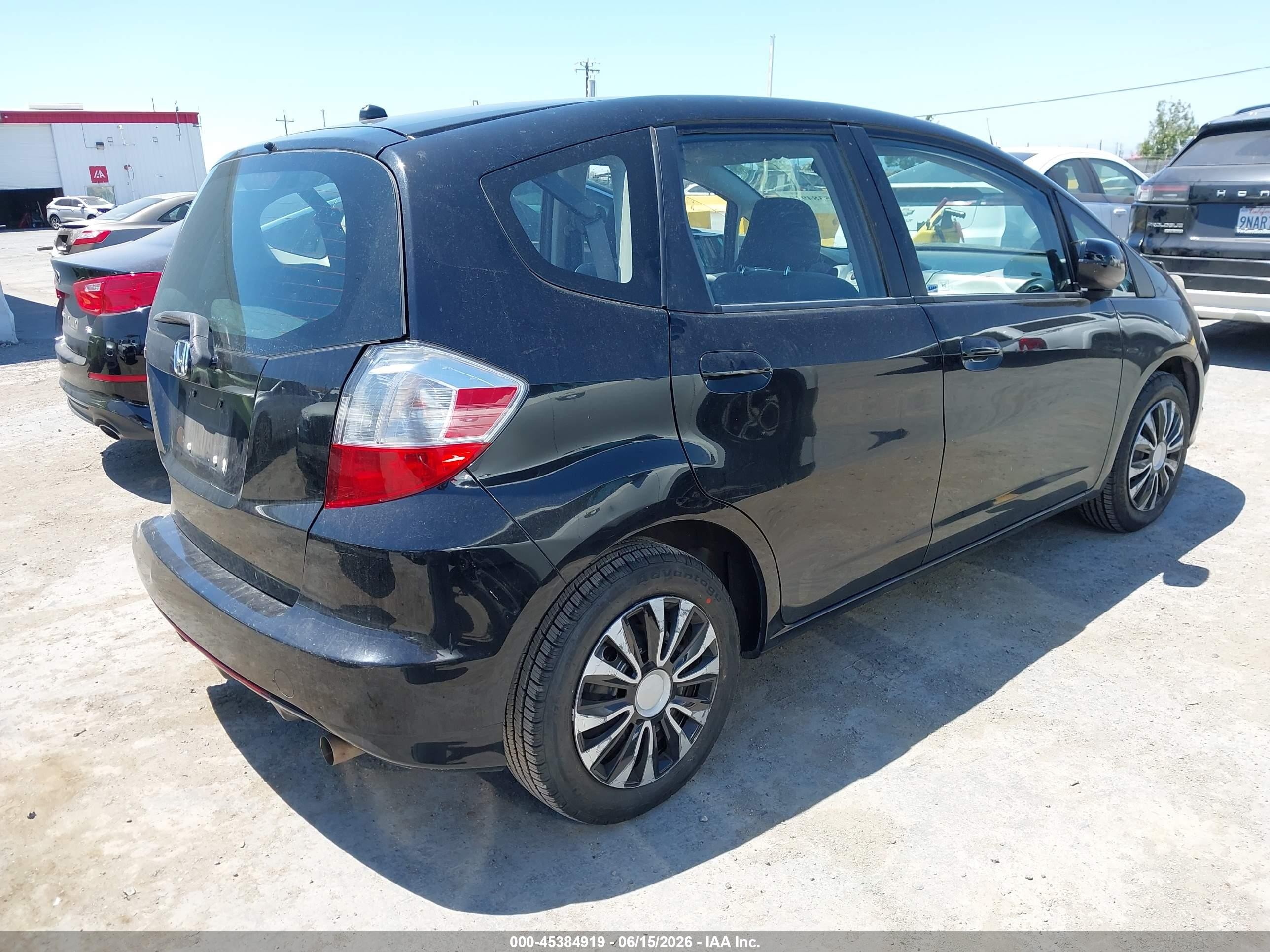 2013 Honda Fit   Black vin: JHMGE8H33DC048673