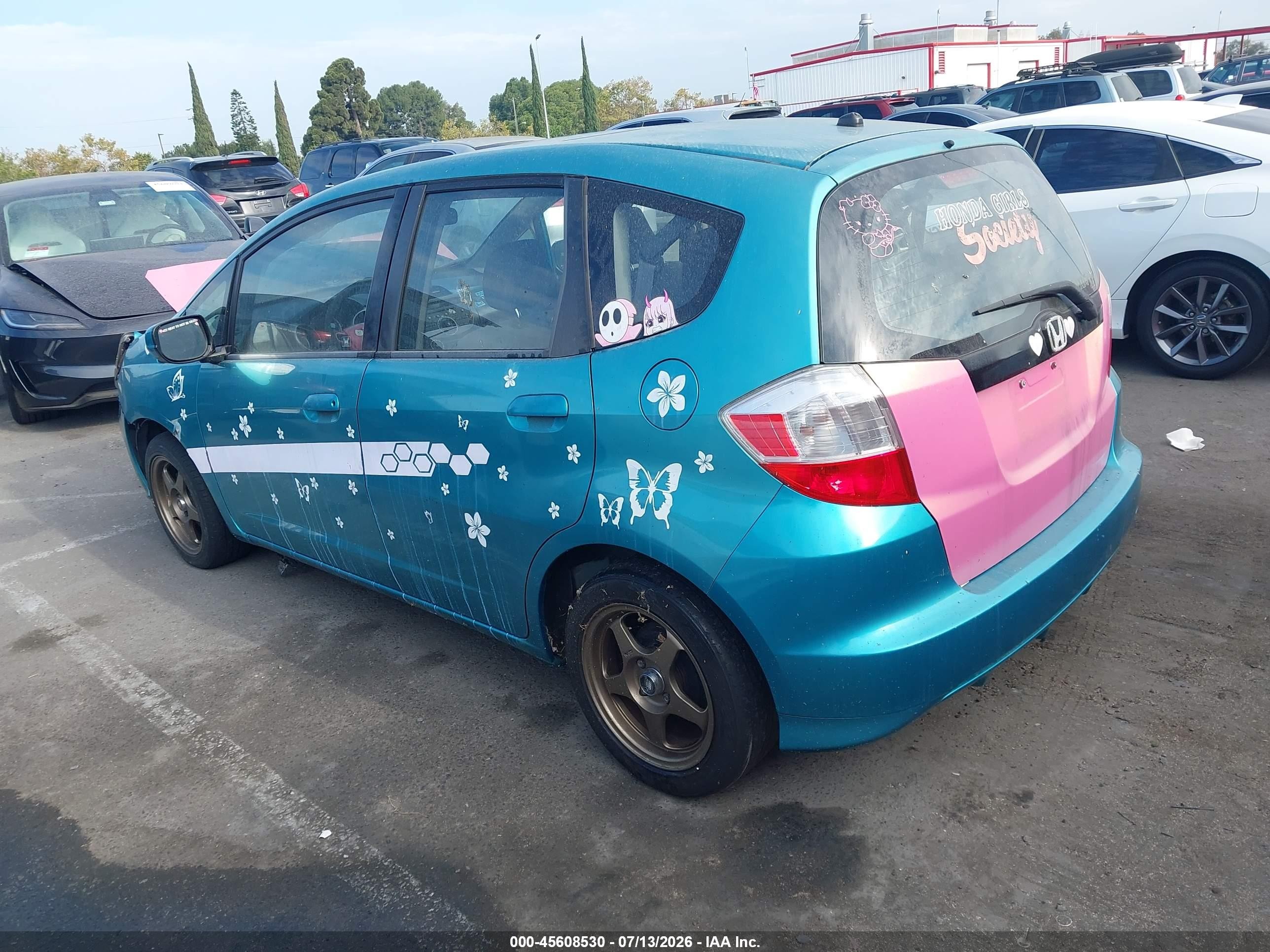 2013 Honda Fit   Teal vin: JHMGE8H33DC050066