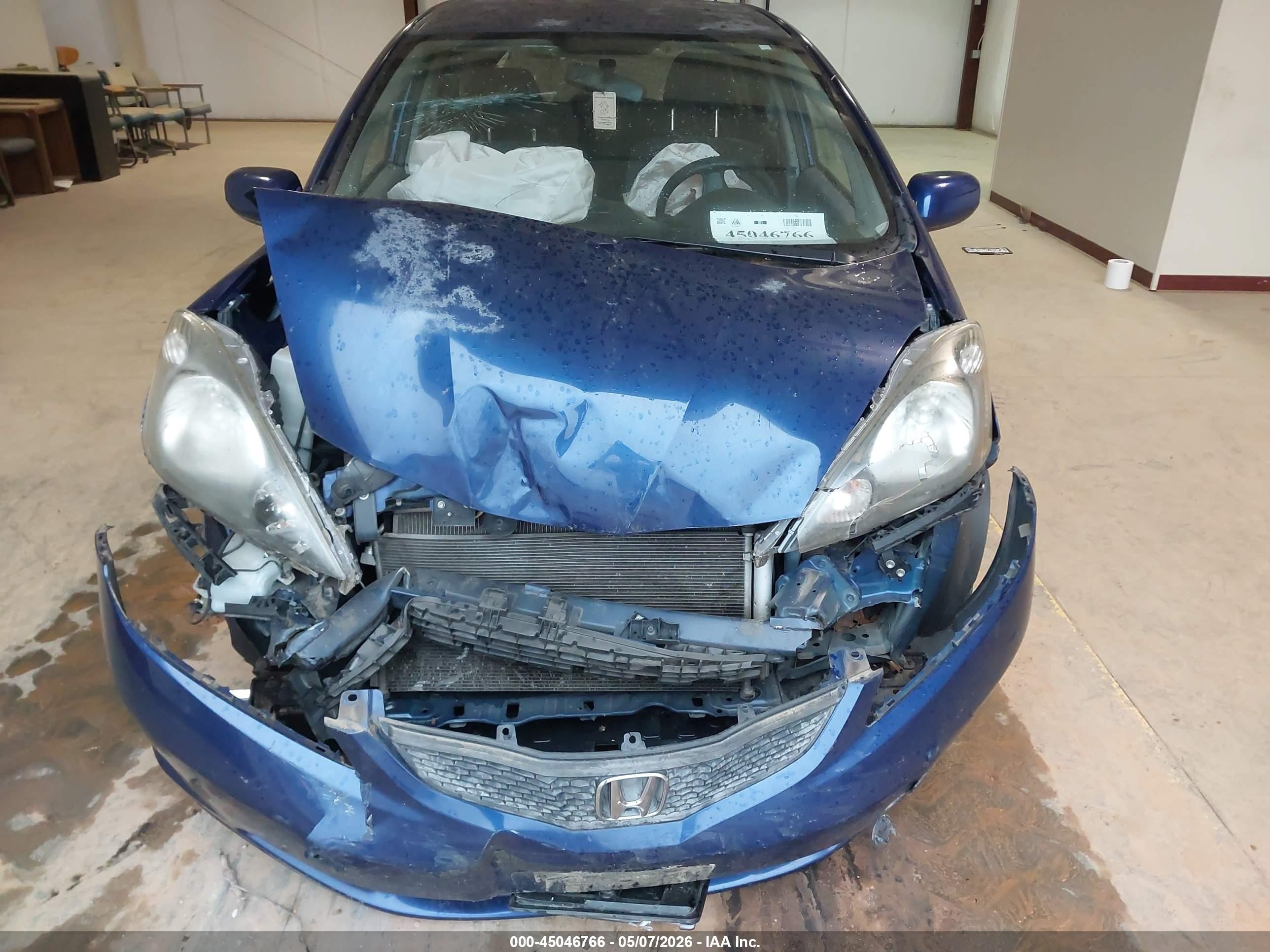 2013 Honda Fit   Синий vin: JHMGE8H33DC055686