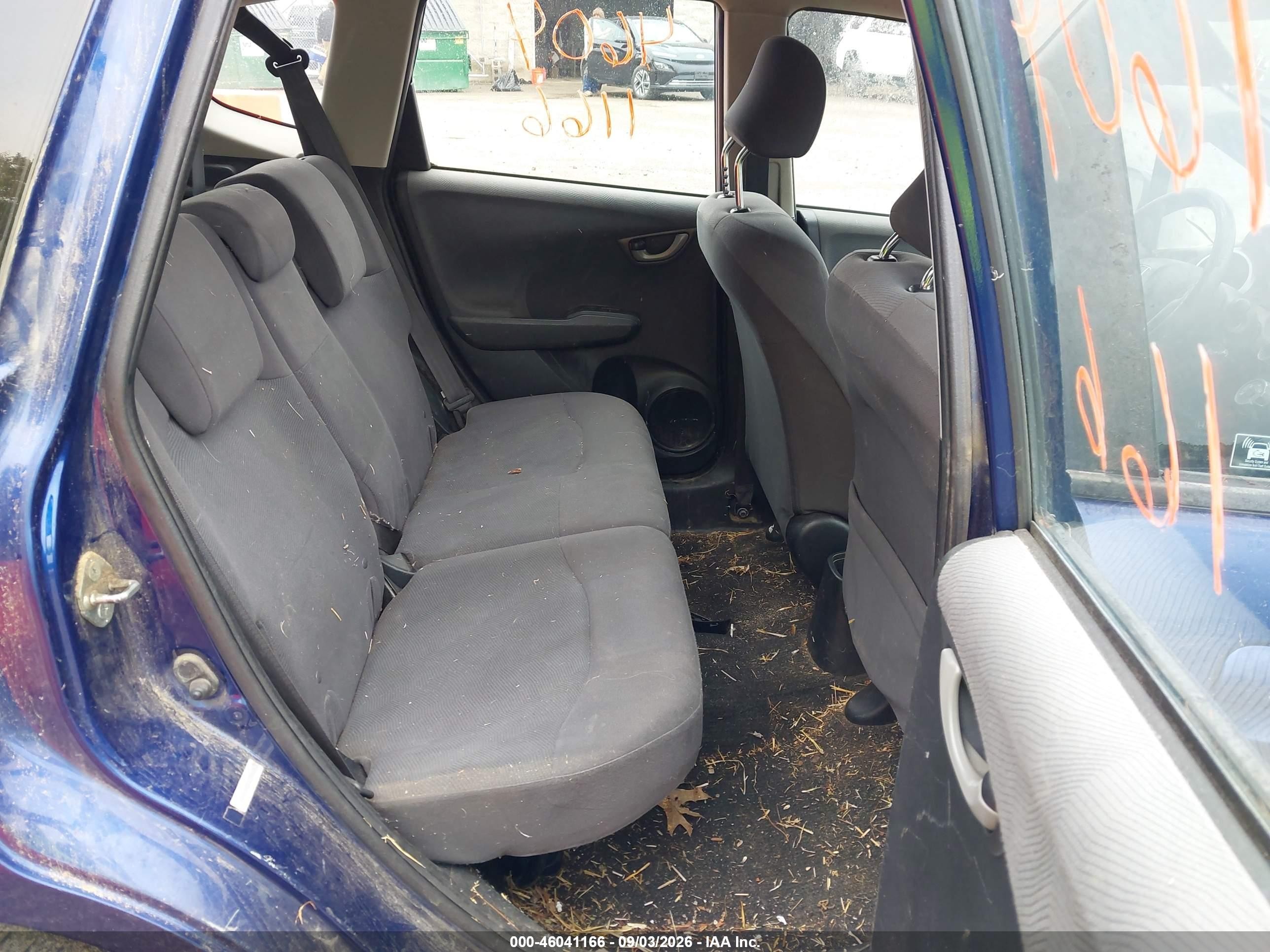 2013 Honda Fit   Blue vin: JHMGE8H33DC061472