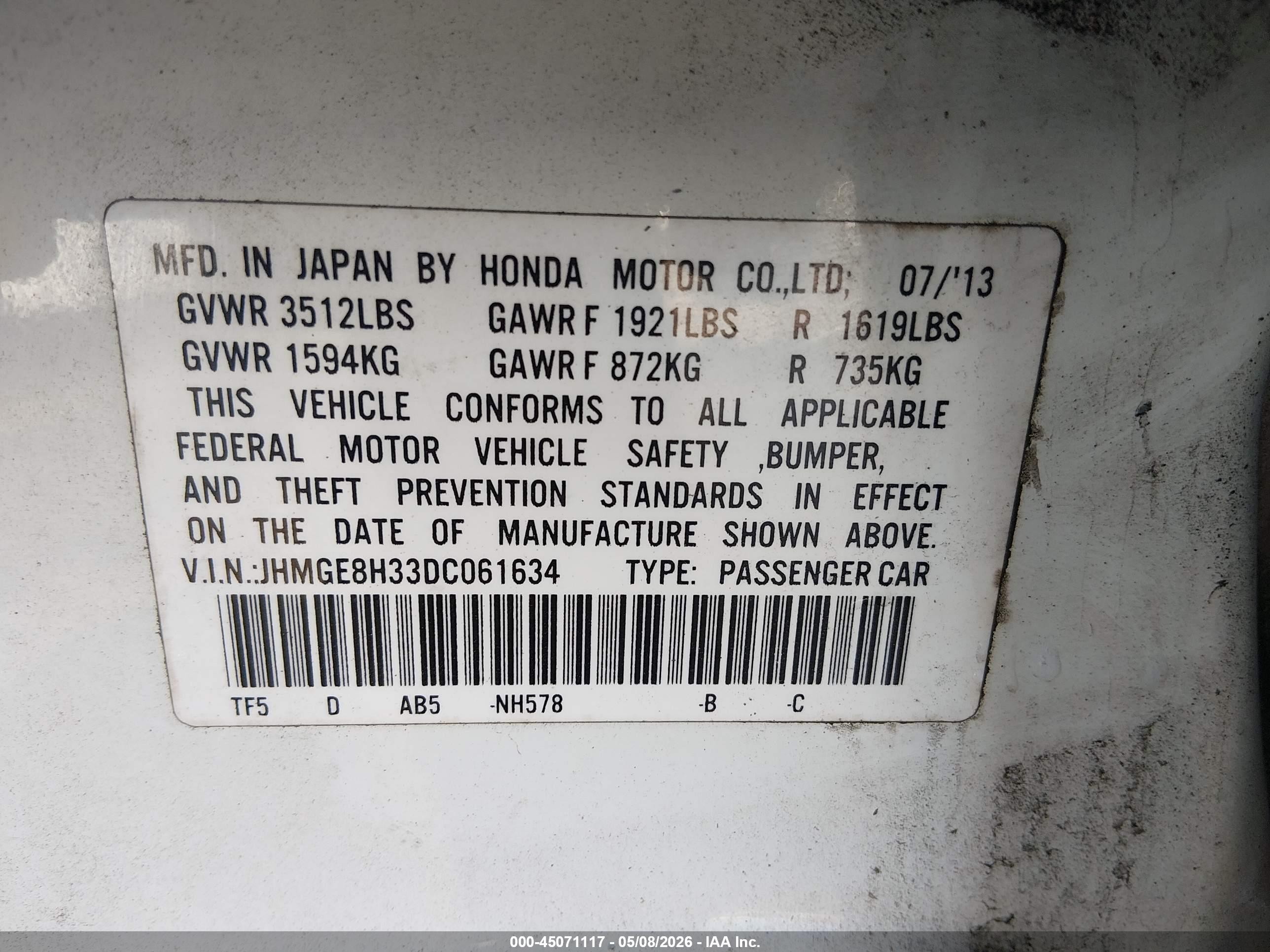 2013 Honda Fit   White vin: JHMGE8H33DC061634