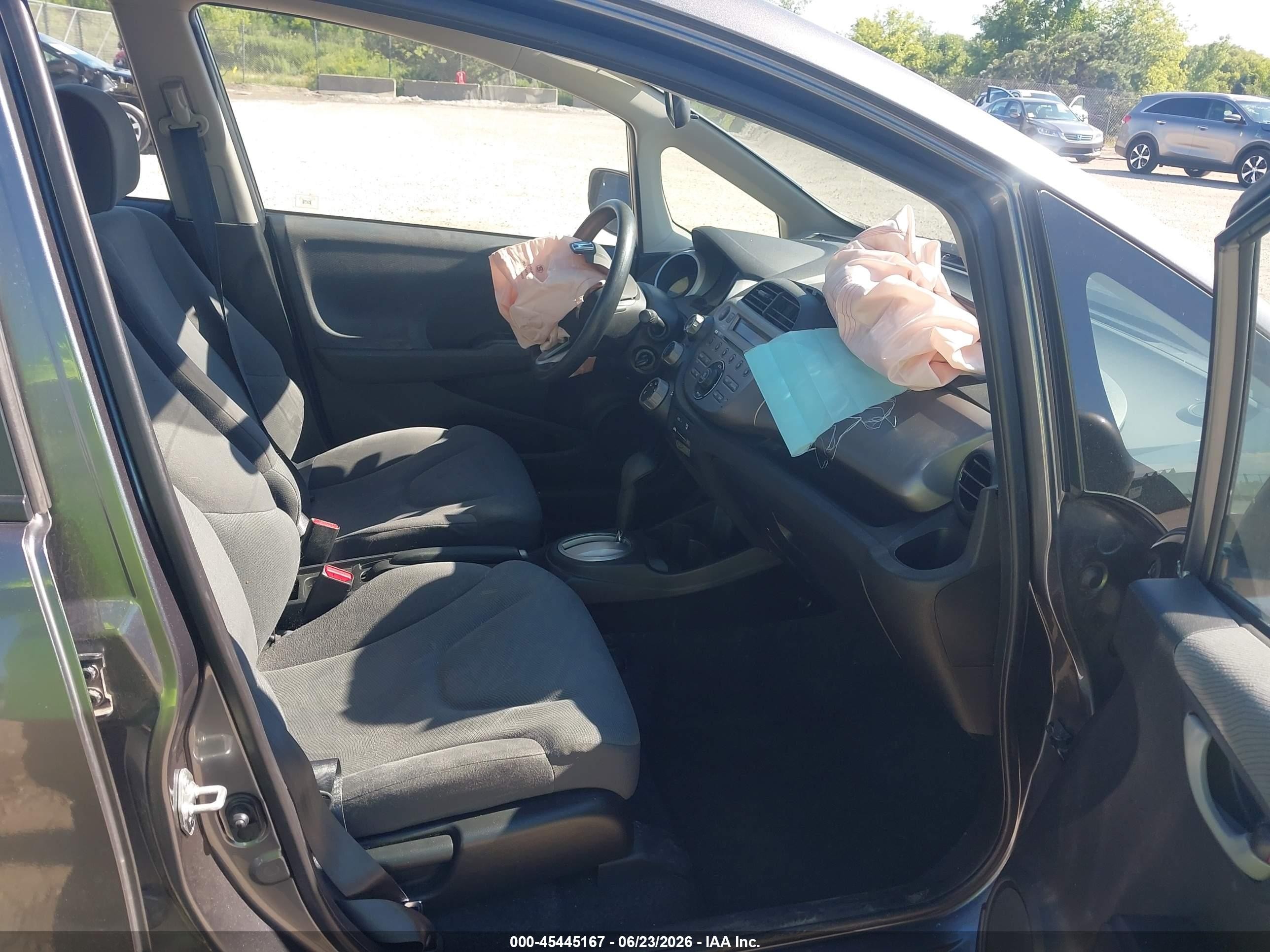 2013 Honda Fit   Gray vin: JHMGE8H33DC069491