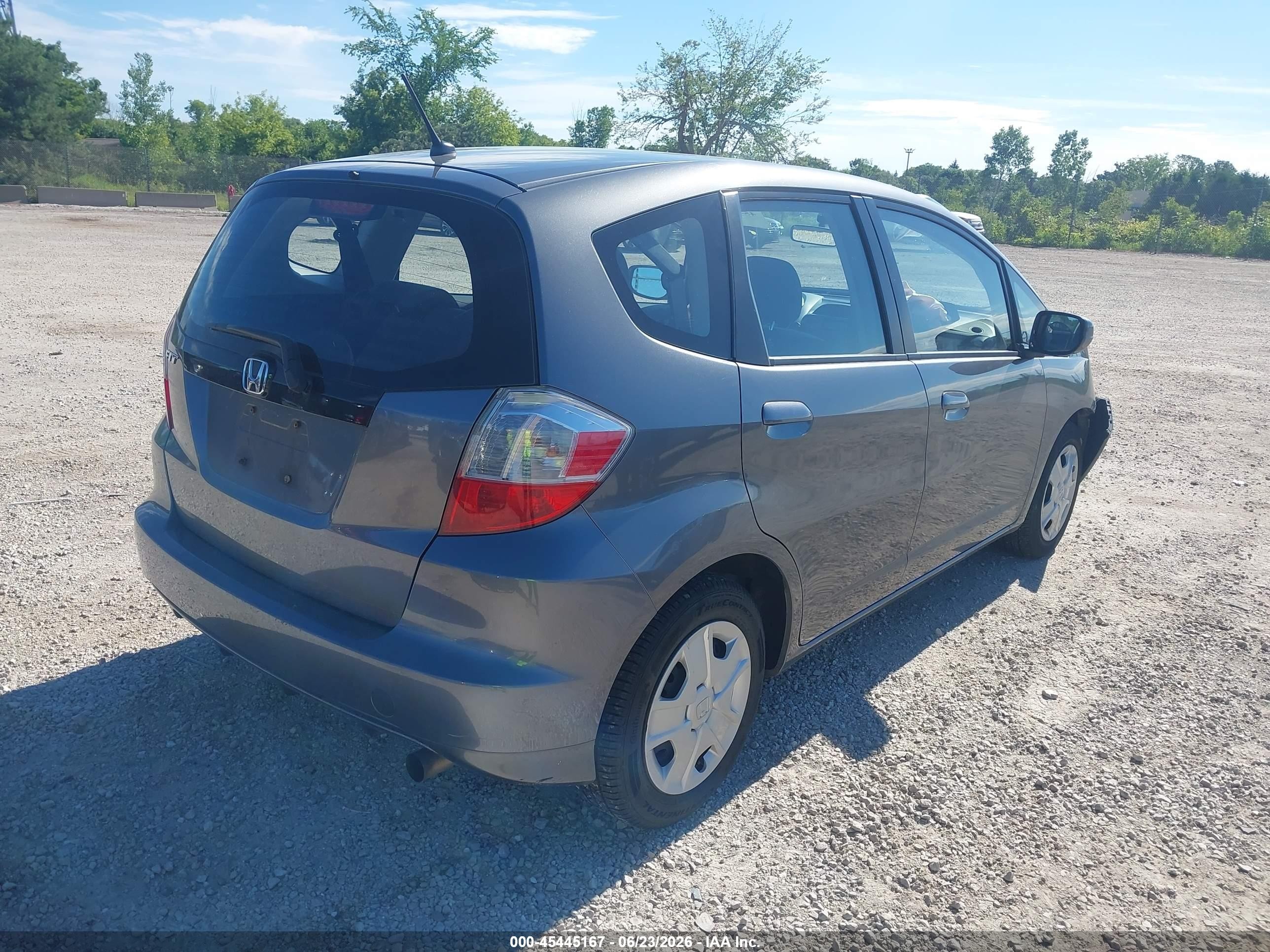 2013 Honda Fit   Gray vin: JHMGE8H33DC069491