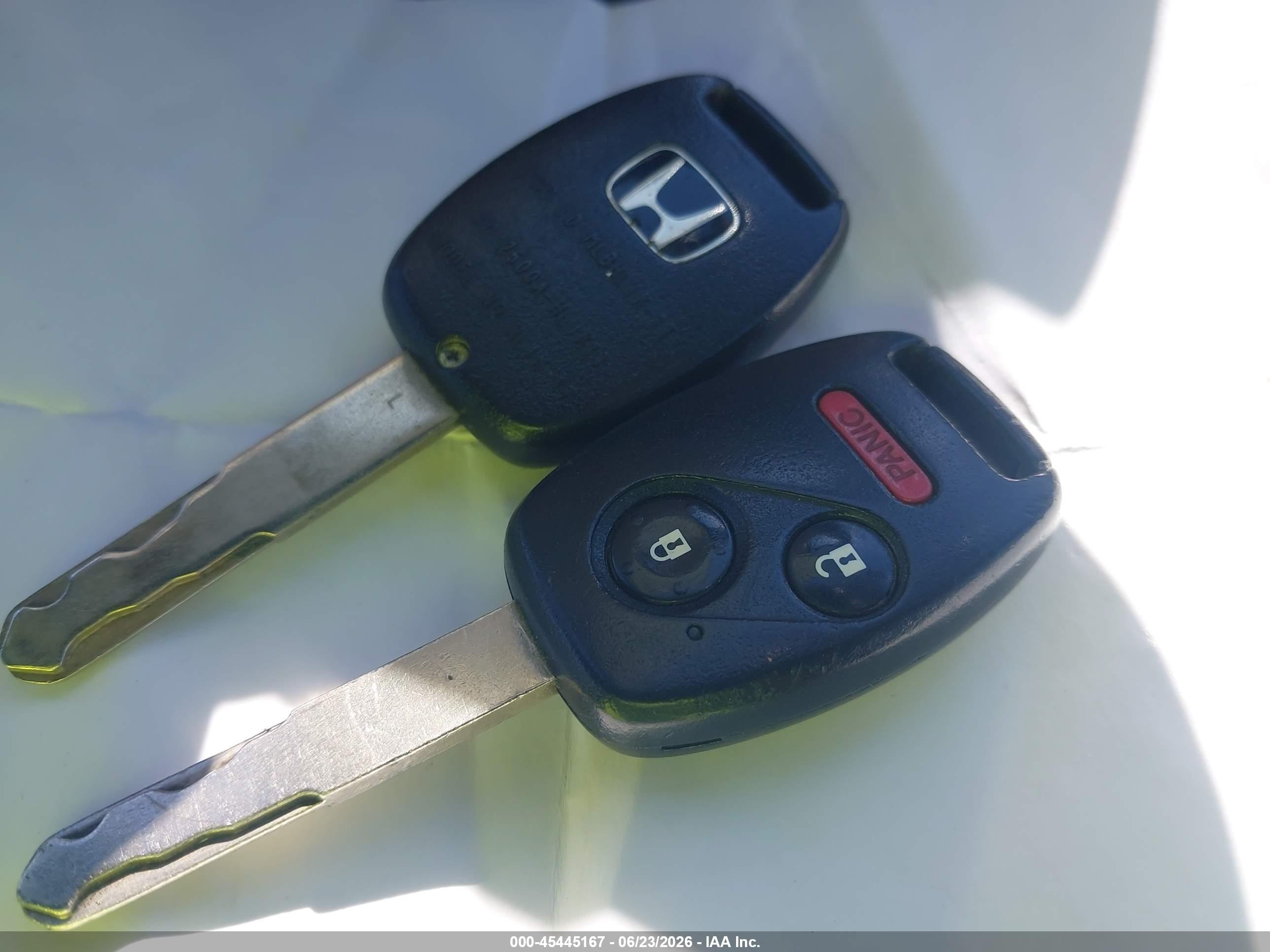 2013 Honda Fit   Gray vin: JHMGE8H33DC069491