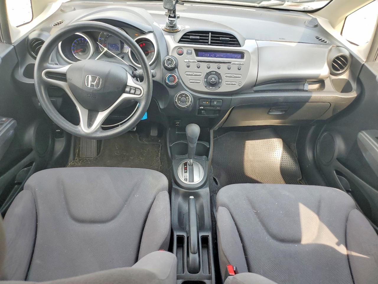 2013 Honda Fit Gray vin: JHMGE8H33DC083035