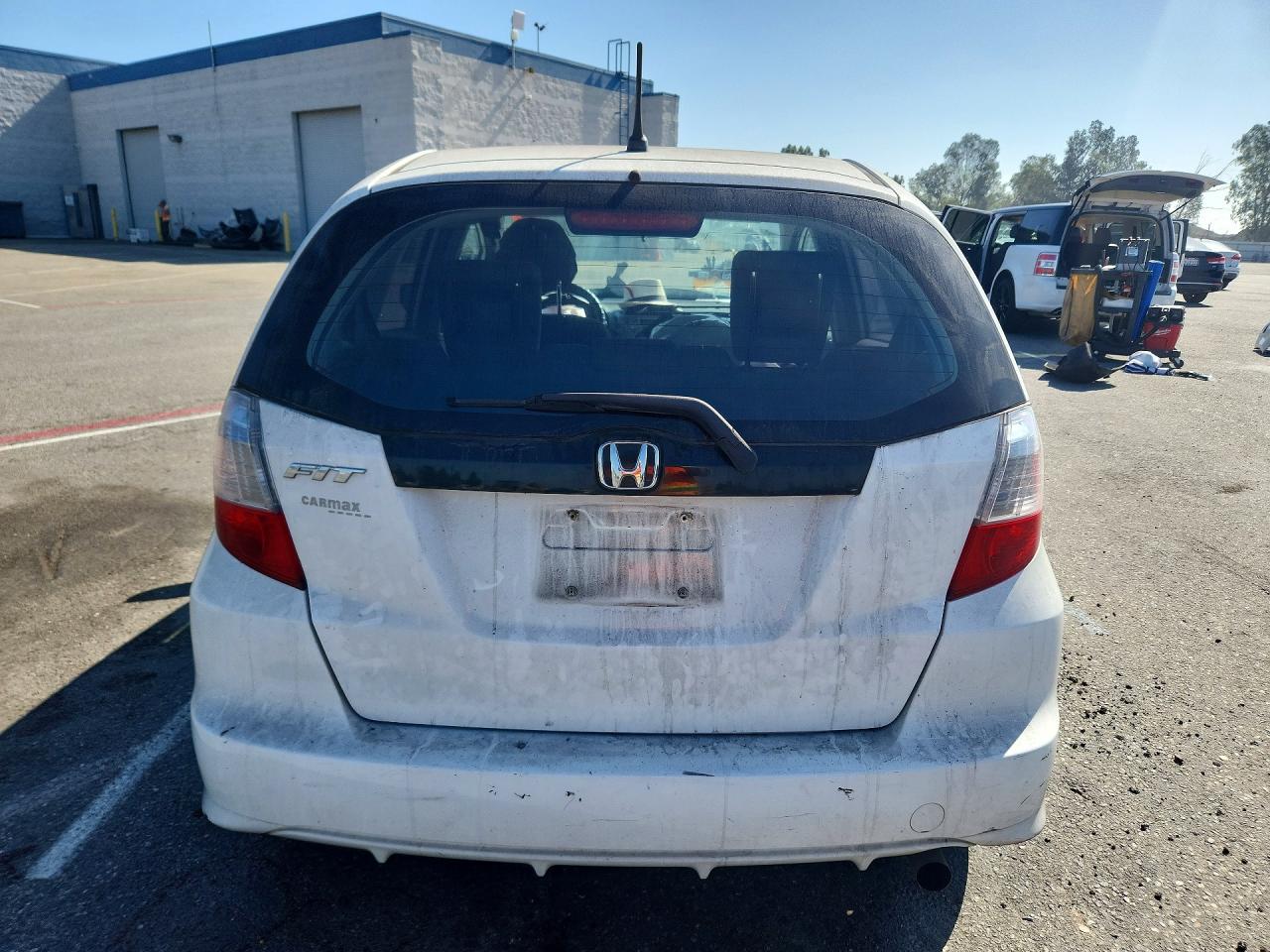 2011 Honda Fit White vin: JHMGE8H34BS011859