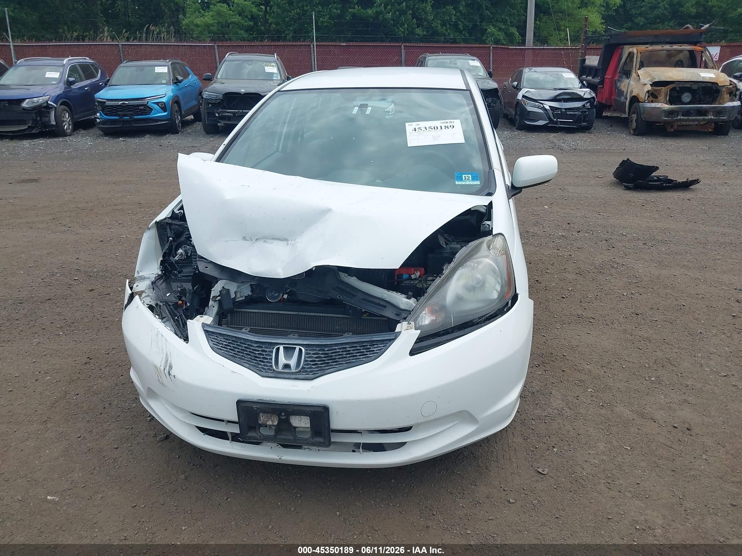 2012 Honda Fit   White vin: JHMGE8H34CC020377