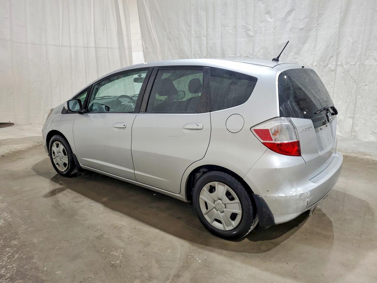2013 Honda Fit Silver vin: JHMGE8H34DC007906