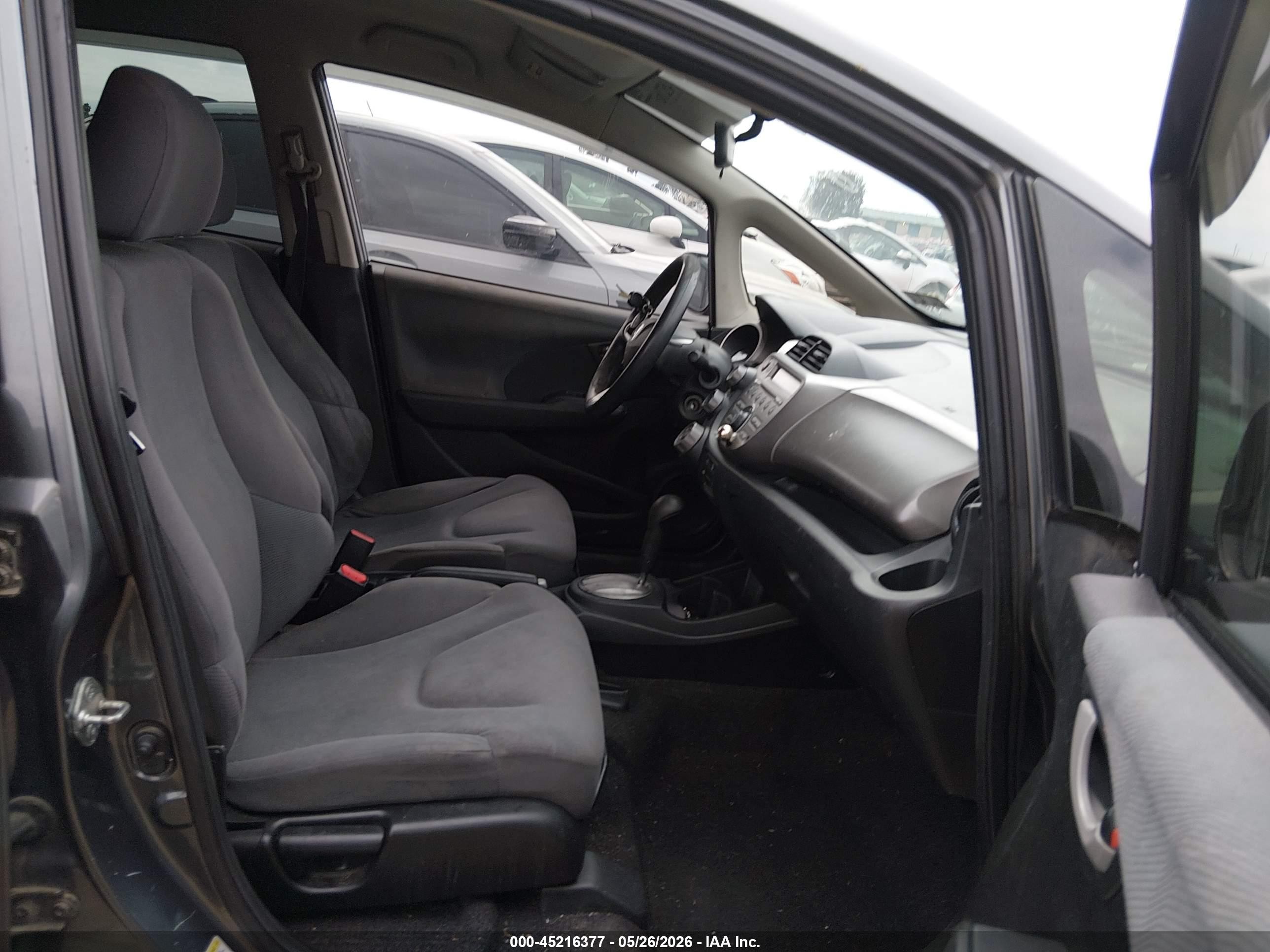 2013 Honda Fit   Gray vin: JHMGE8H34DC012491