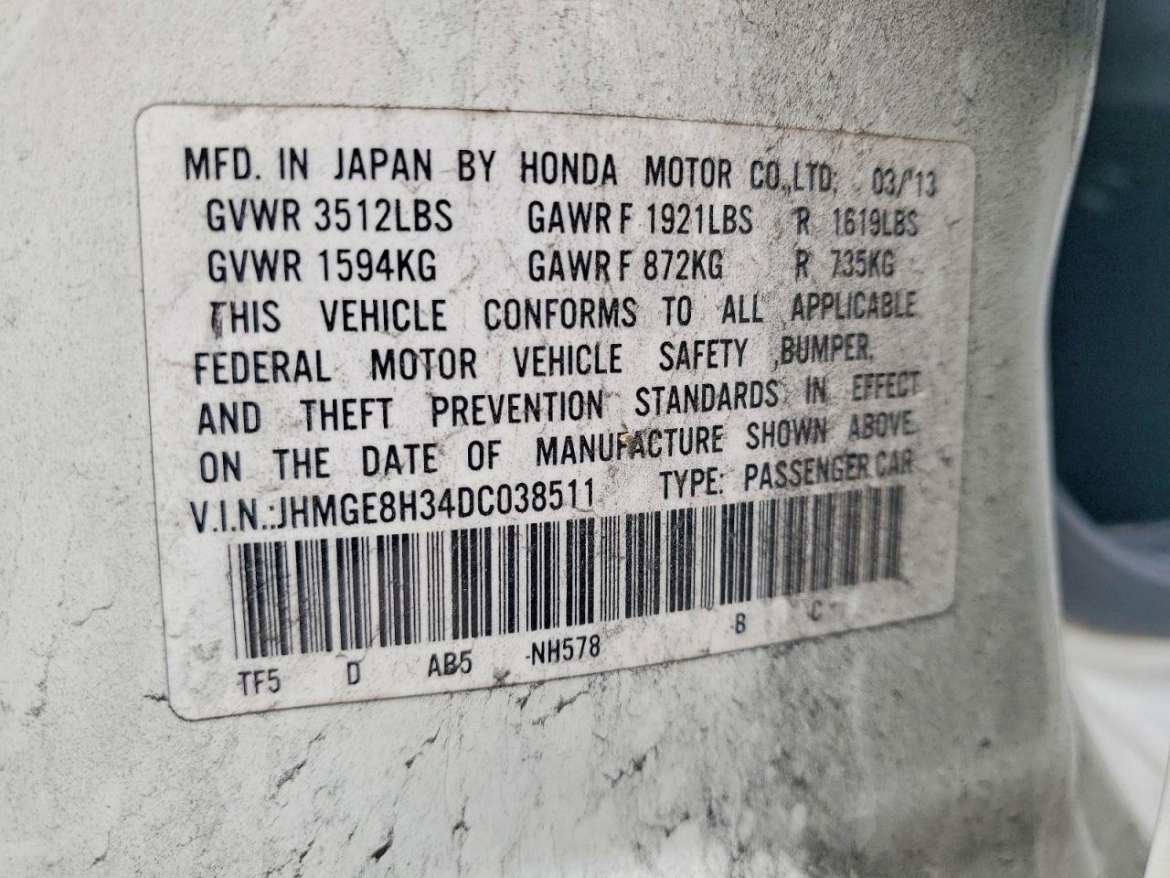 2013 Honda Fit White vin: JHMGE8H34DC038511