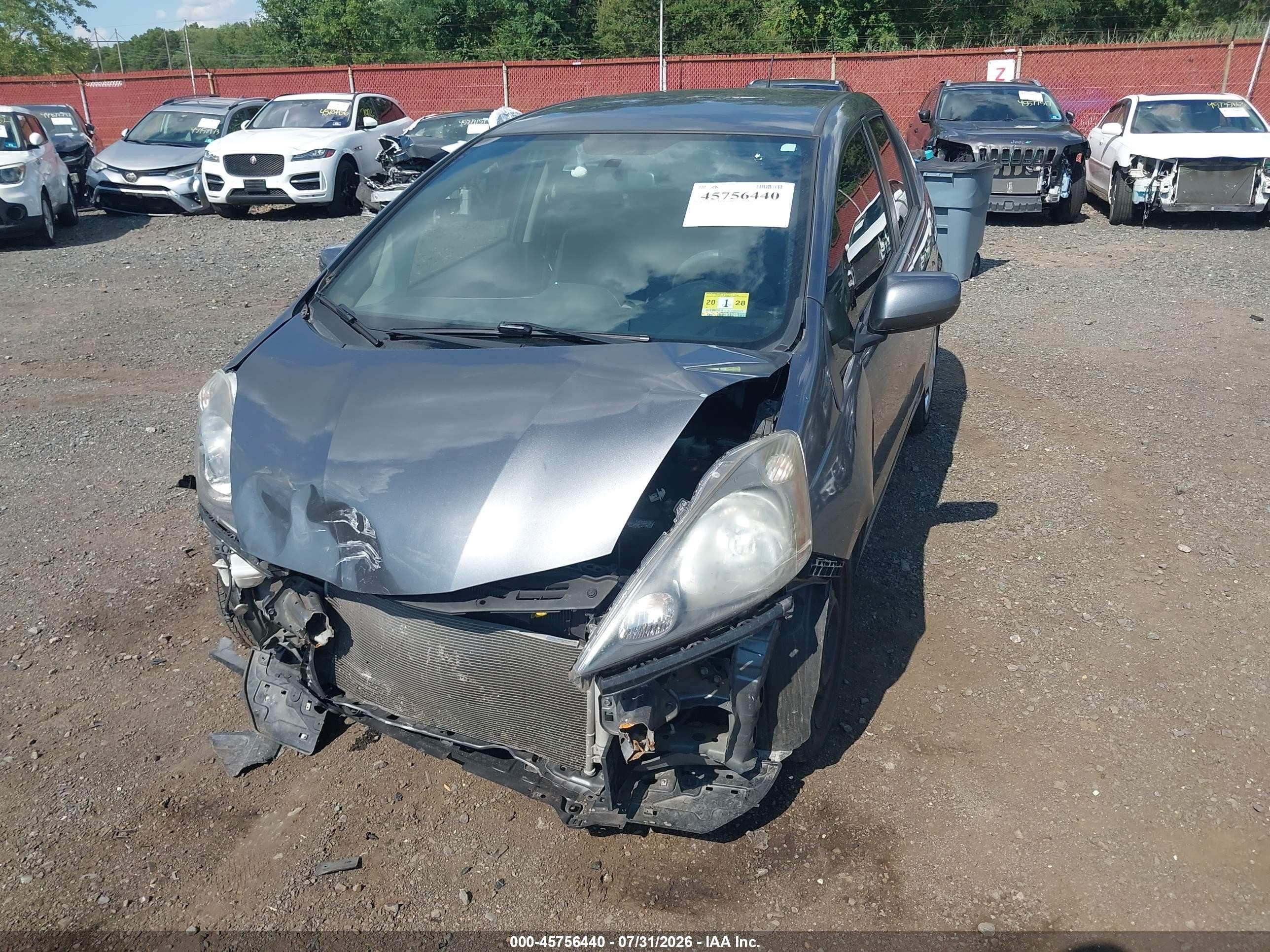 2013 Honda Fit   Серый vin: JHMGE8H34DC040341
