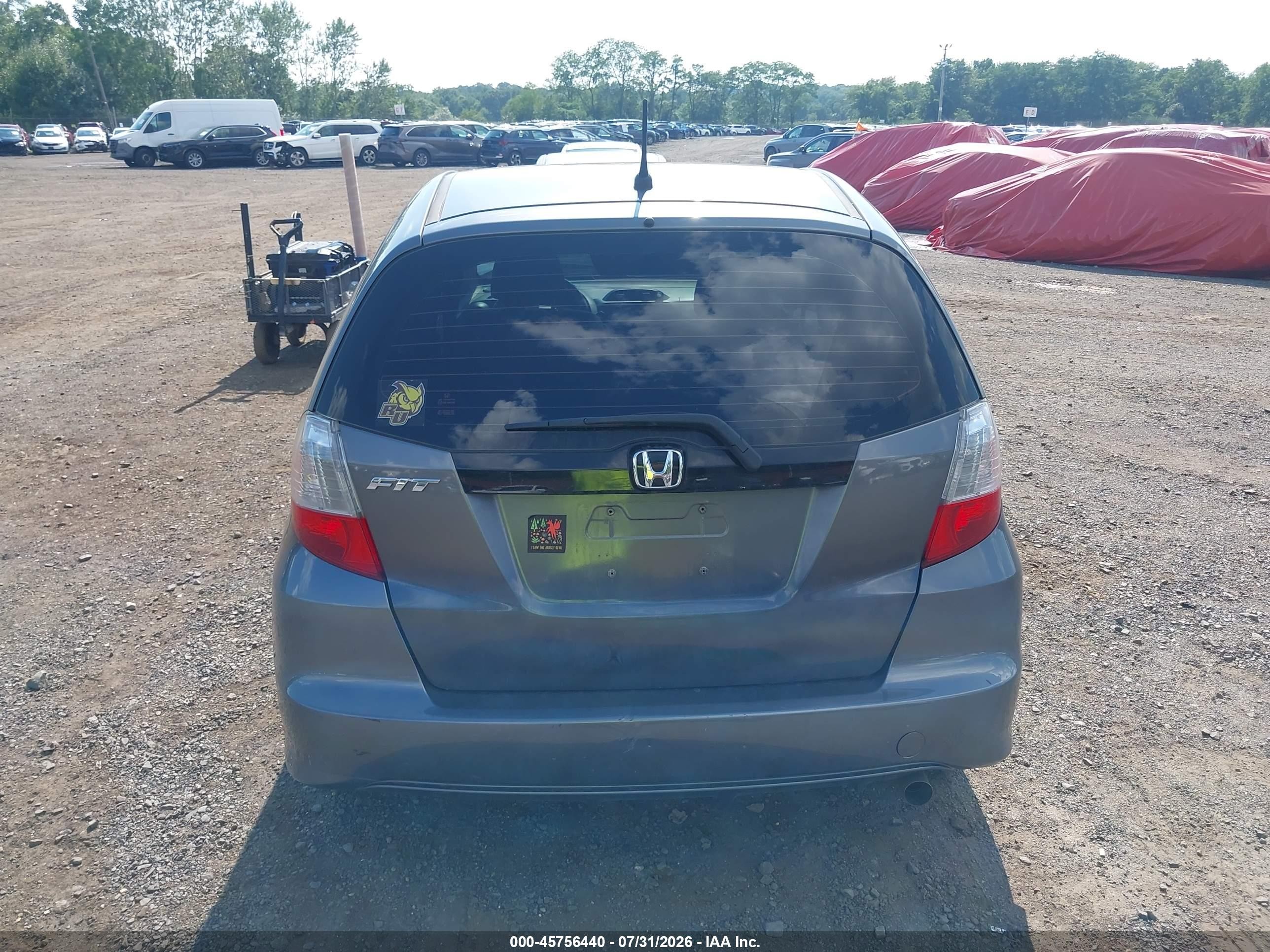 2013 Honda Fit   Серый vin: JHMGE8H34DC040341