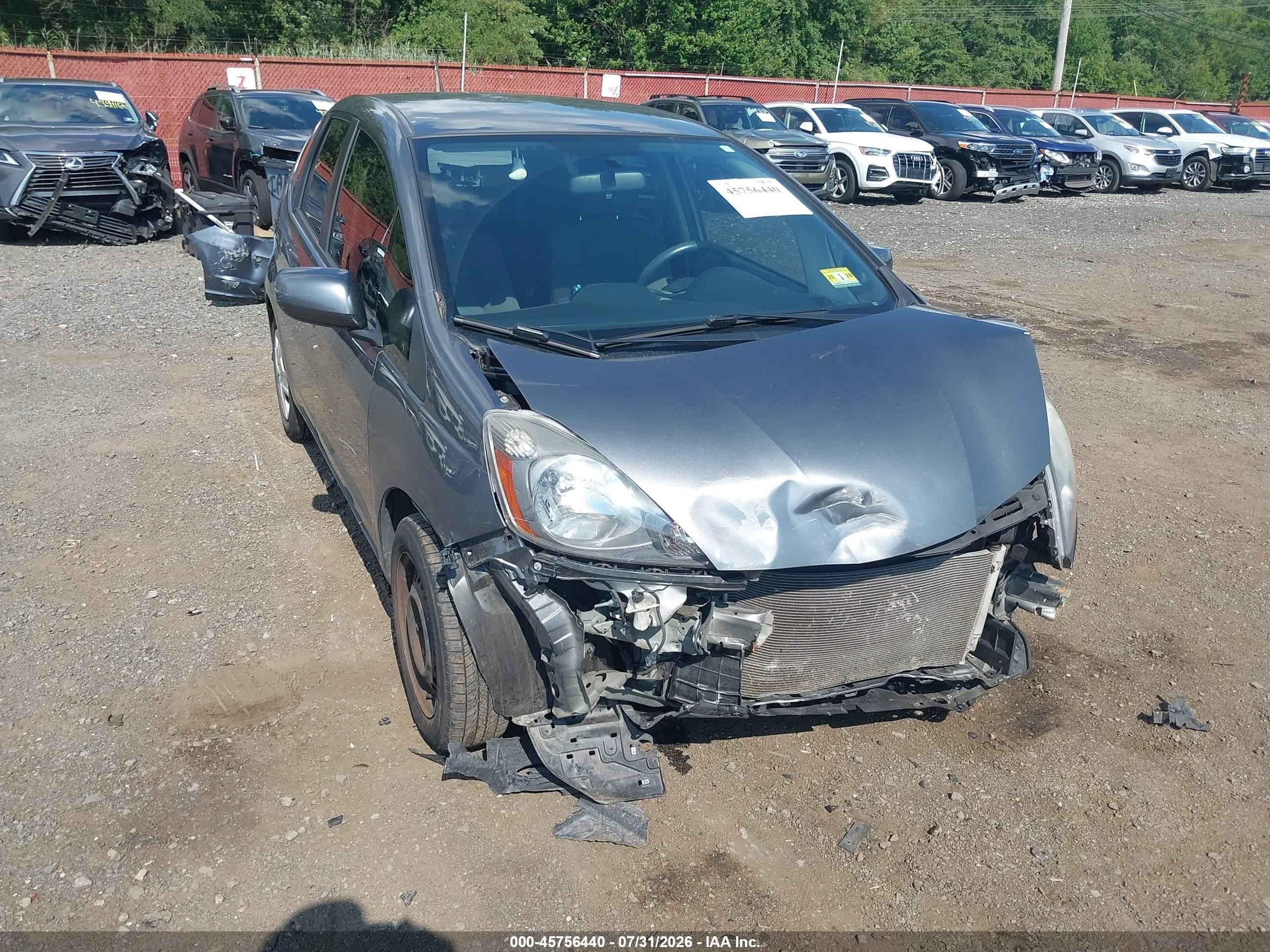 2013 Honda Fit   Серый vin: JHMGE8H34DC040341