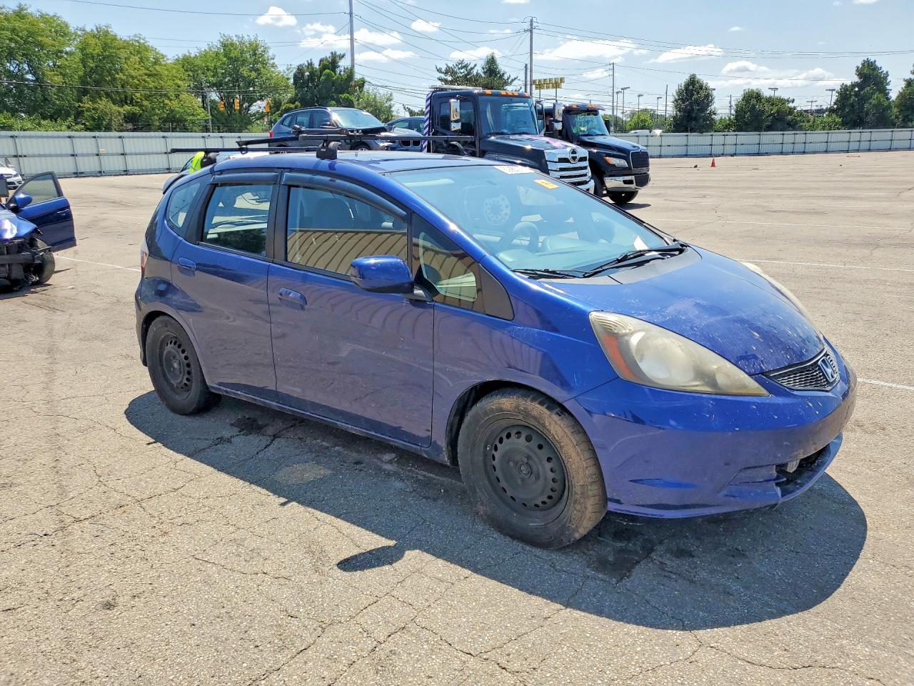 2013 Honda Fit Blue vin: JHMGE8H34DC045703