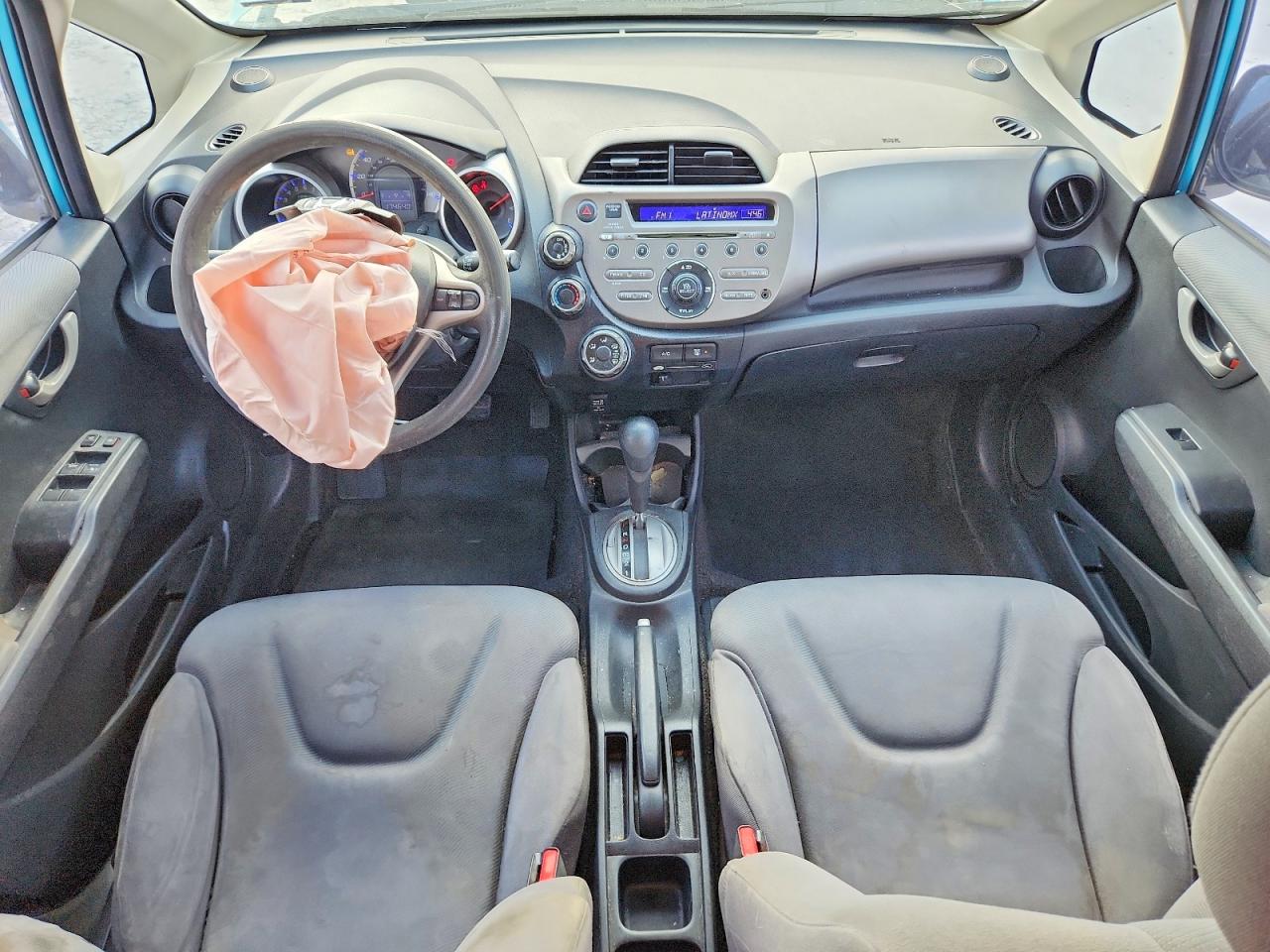 2013 Honda Fit Бирюзовый vin: JHMGE8H34DC055938