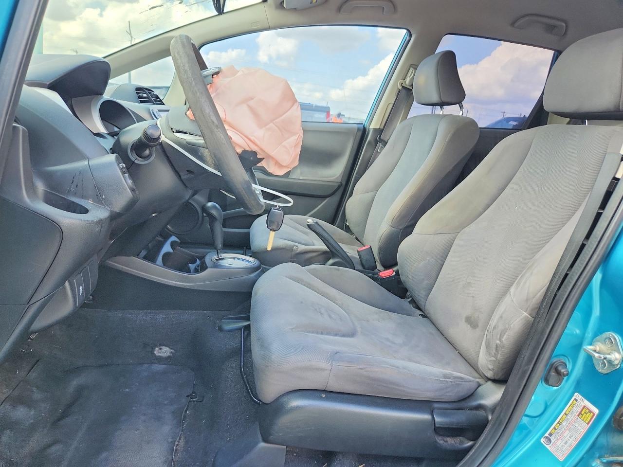 2013 Honda Fit Бирюзовый vin: JHMGE8H34DC055938