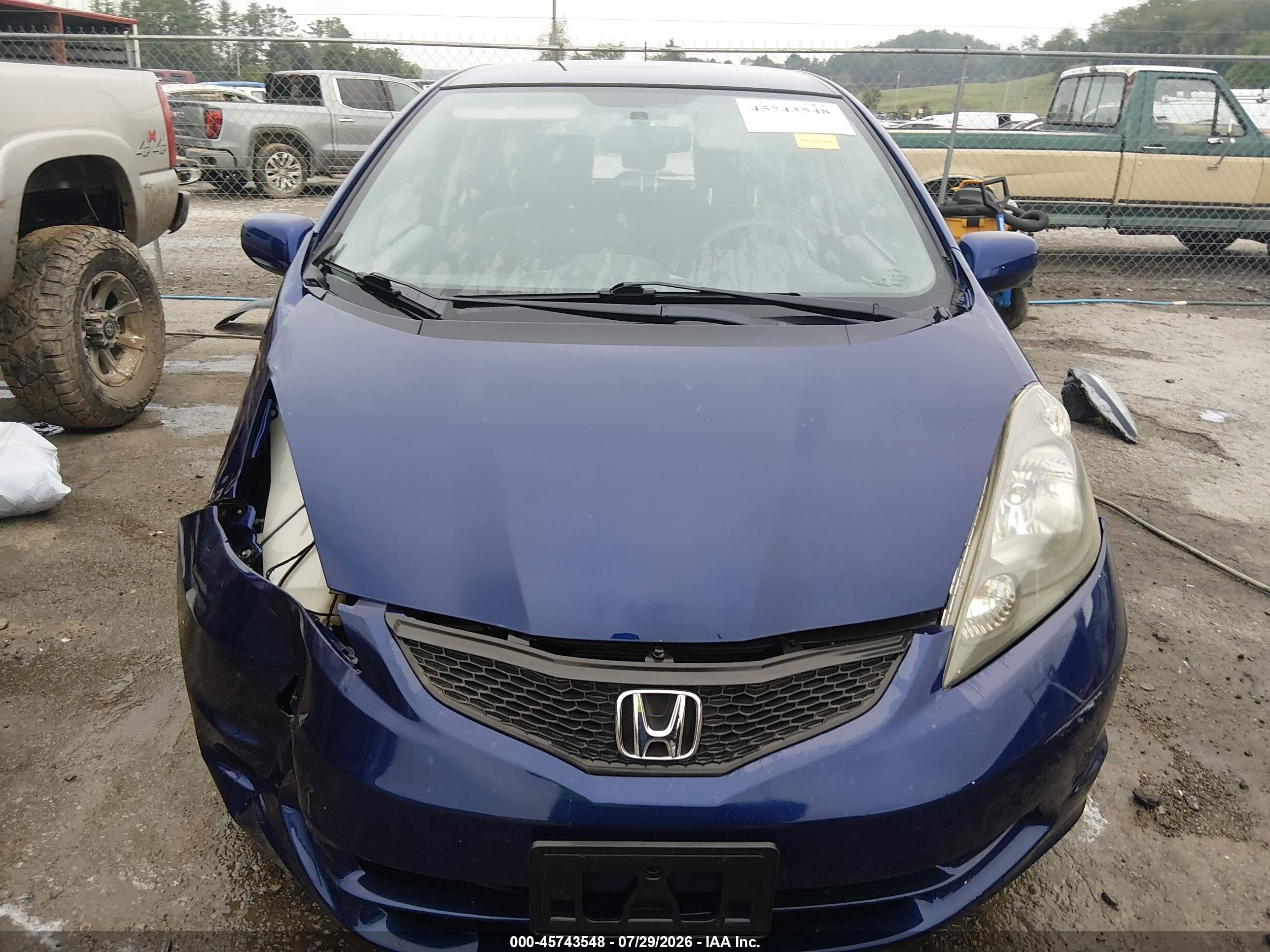 2013 Honda Fit   Blue vin: JHMGE8H34DC063411