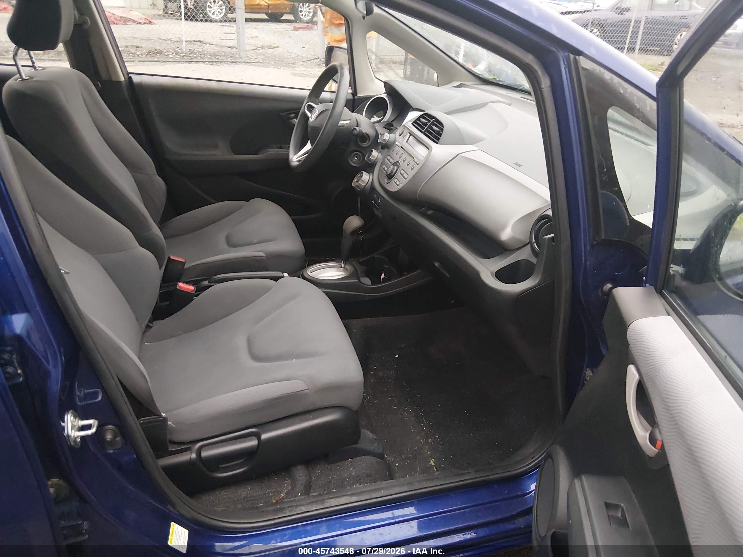 2013 Honda Fit   Blue vin: JHMGE8H34DC063411