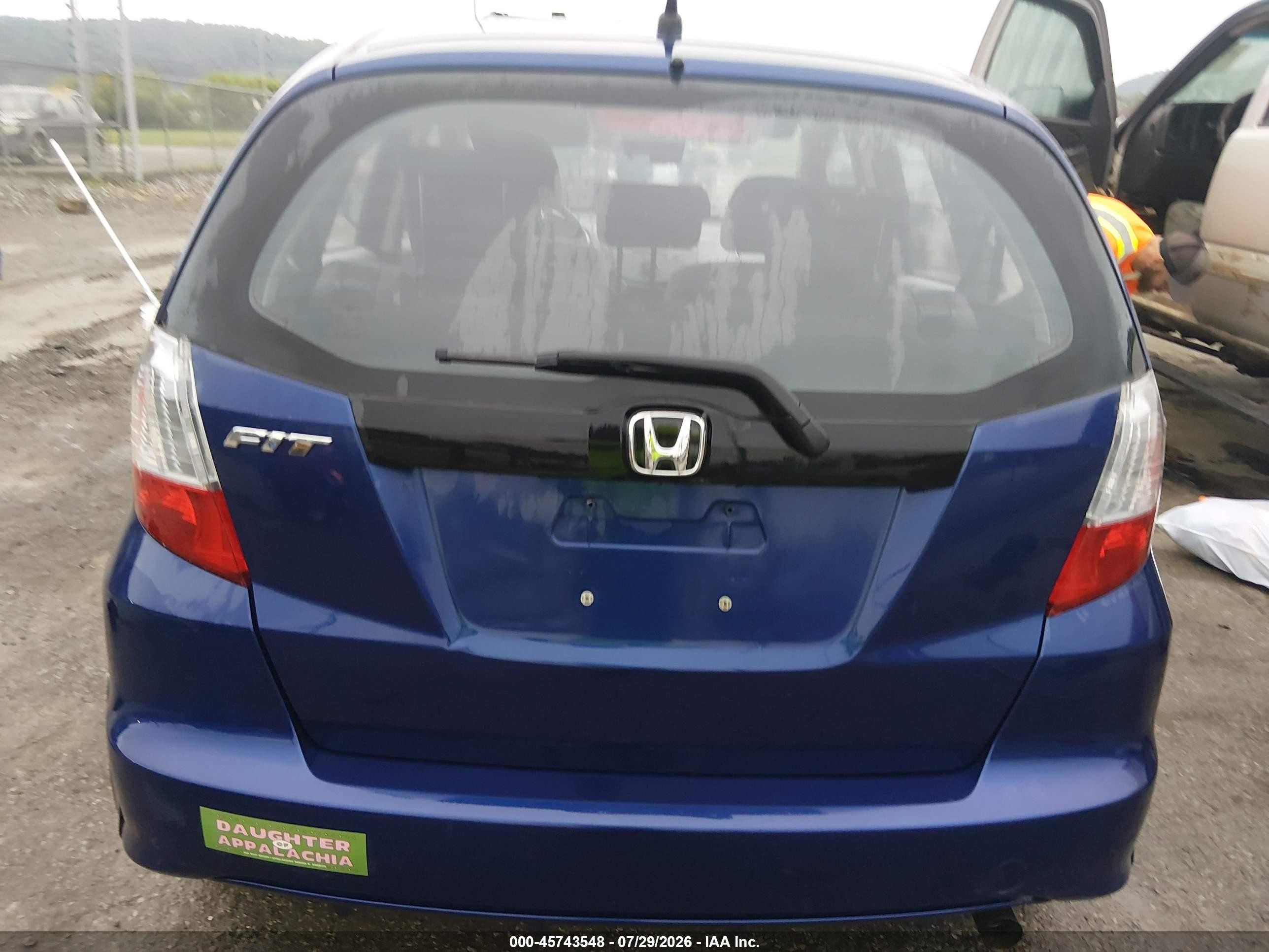 2013 Honda Fit   Blue vin: JHMGE8H34DC063411