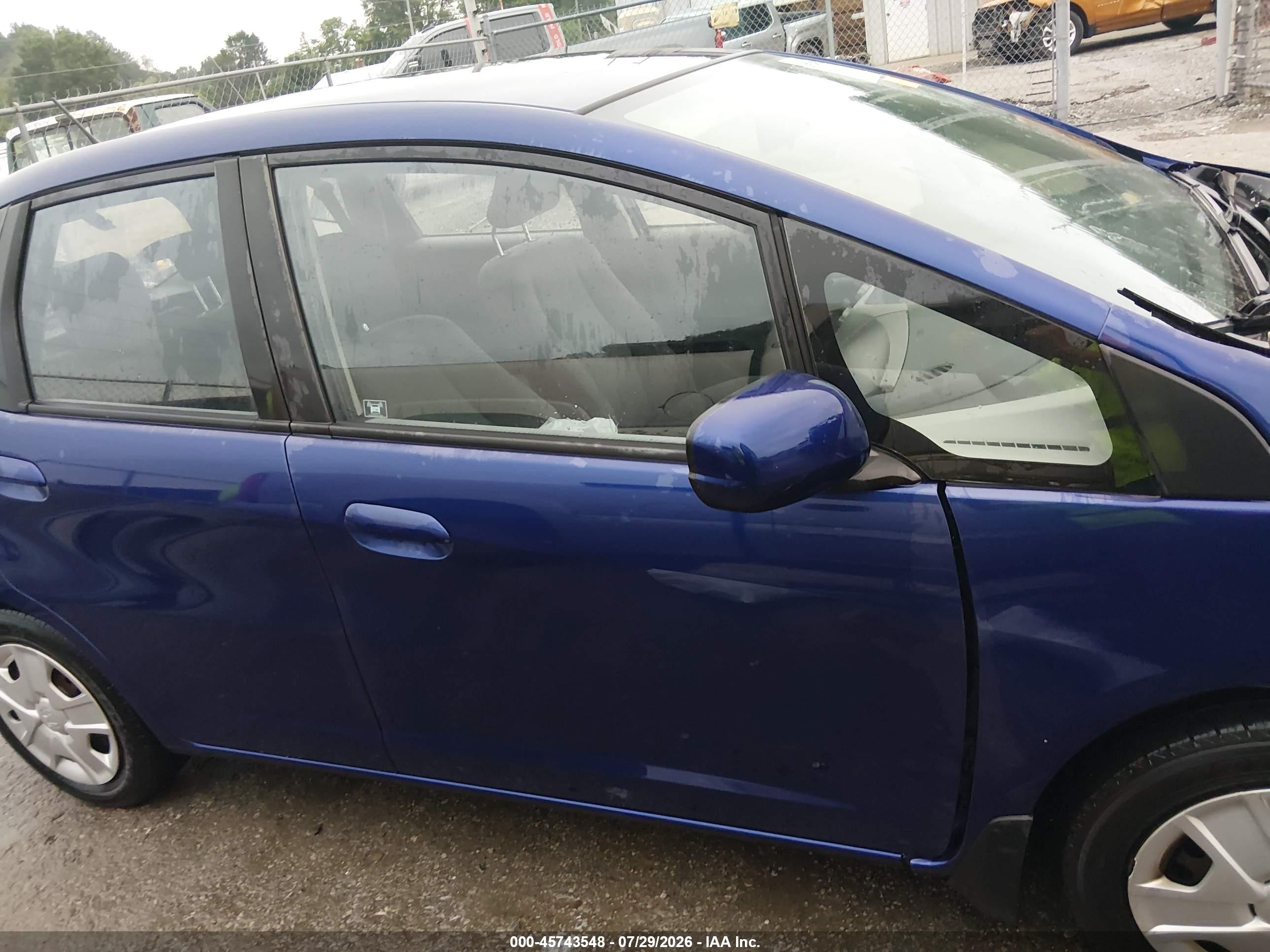 2013 Honda Fit   Blue vin: JHMGE8H34DC063411