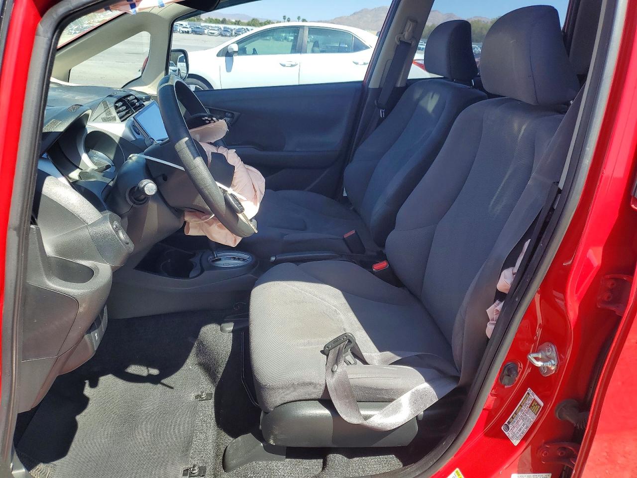 2013 Honda Fit Red vin: JHMGE8H34DC076207