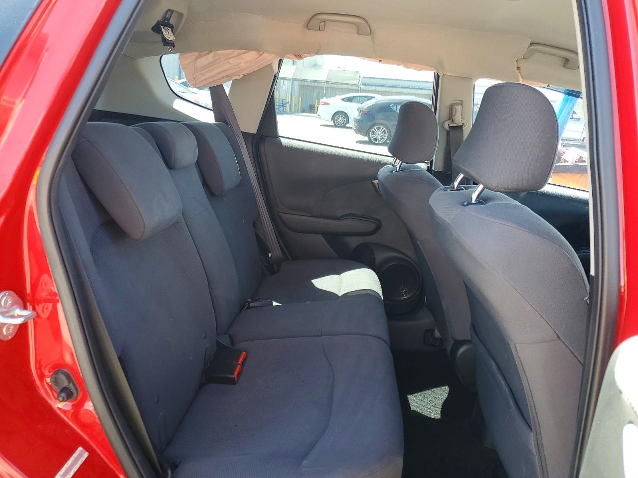 2013 Honda Fit Red vin: JHMGE8H34DC076207