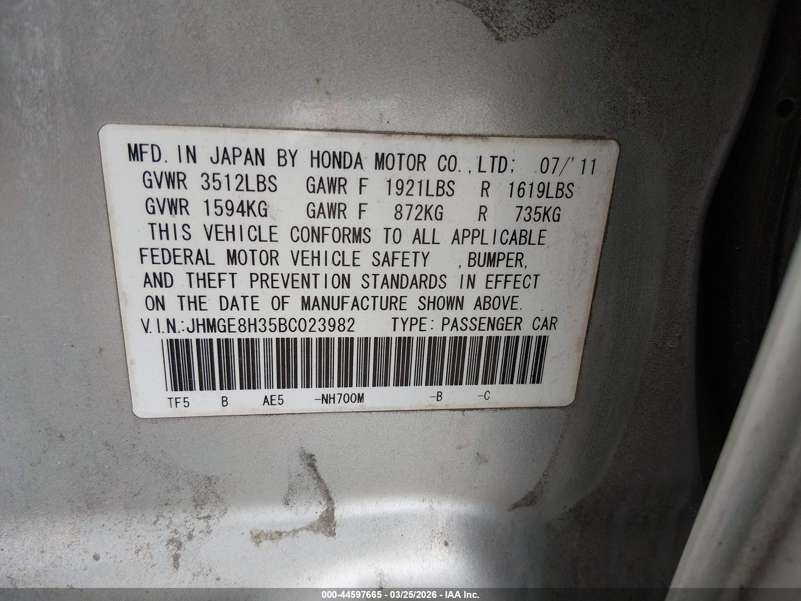 2011 Honda Fit Silver vin: JHMGE8H35BC023982