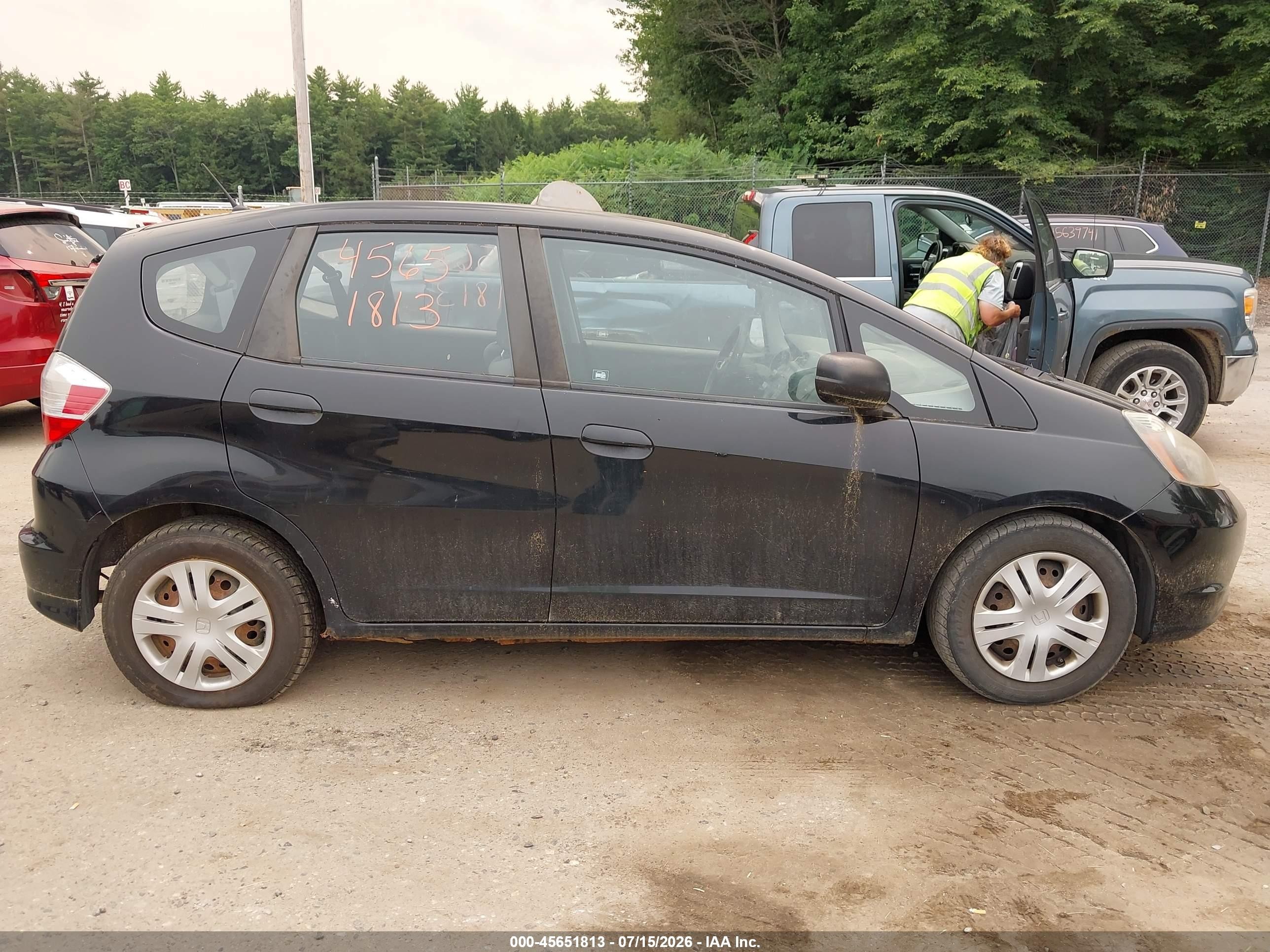 2011 Honda Fit   Black vin: JHMGE8H35BS001860