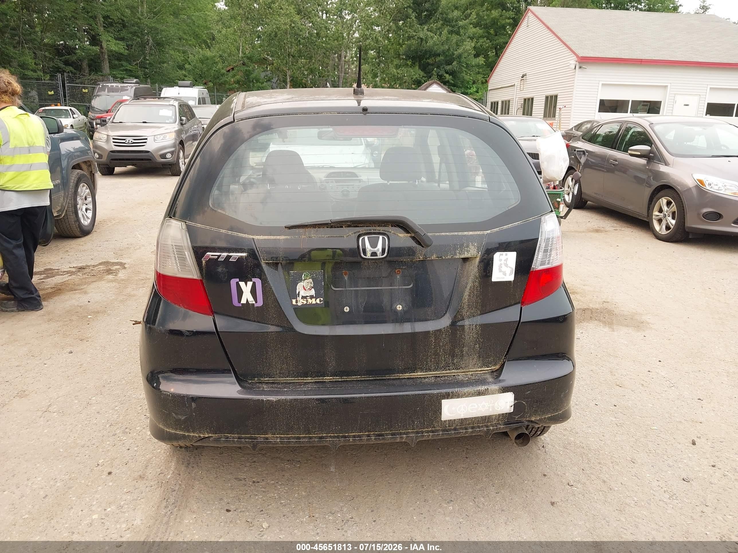 2011 Honda Fit   Black vin: JHMGE8H35BS001860