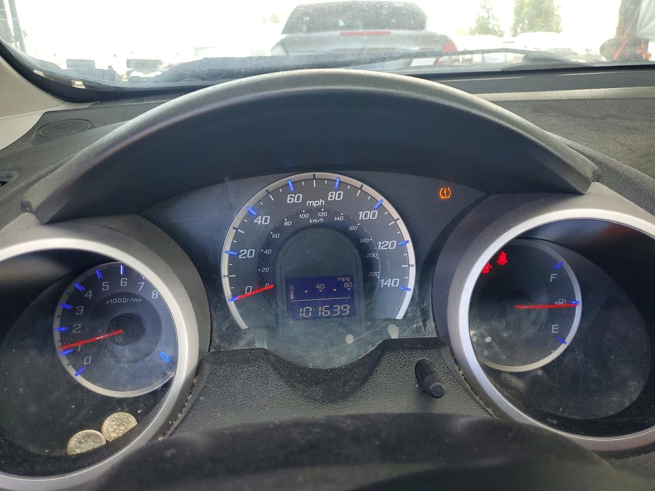 2012 Honda Fit Silver vin: JHMGE8H35CC033770