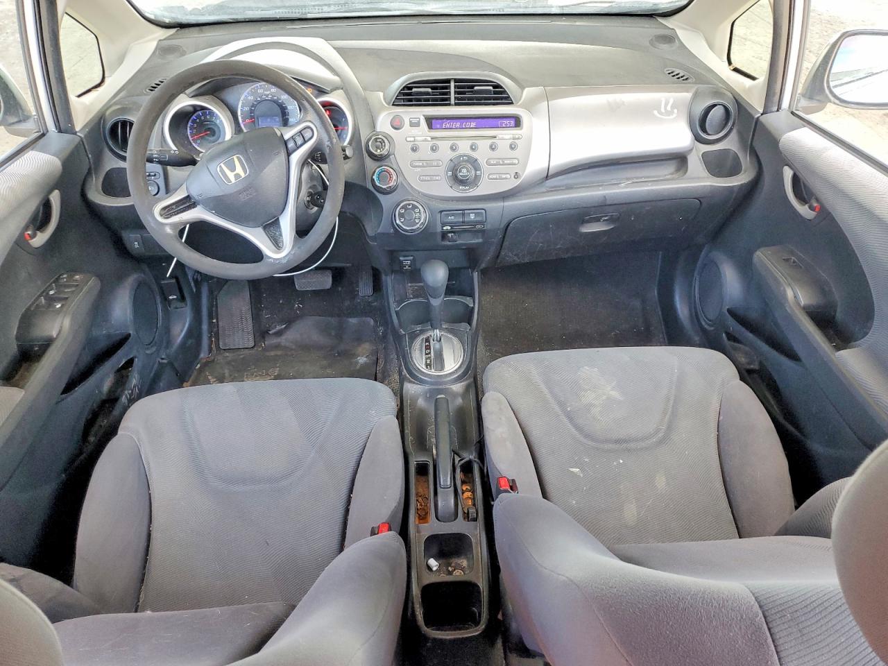 2012 Honda Fit Silver vin: JHMGE8H35CC033770