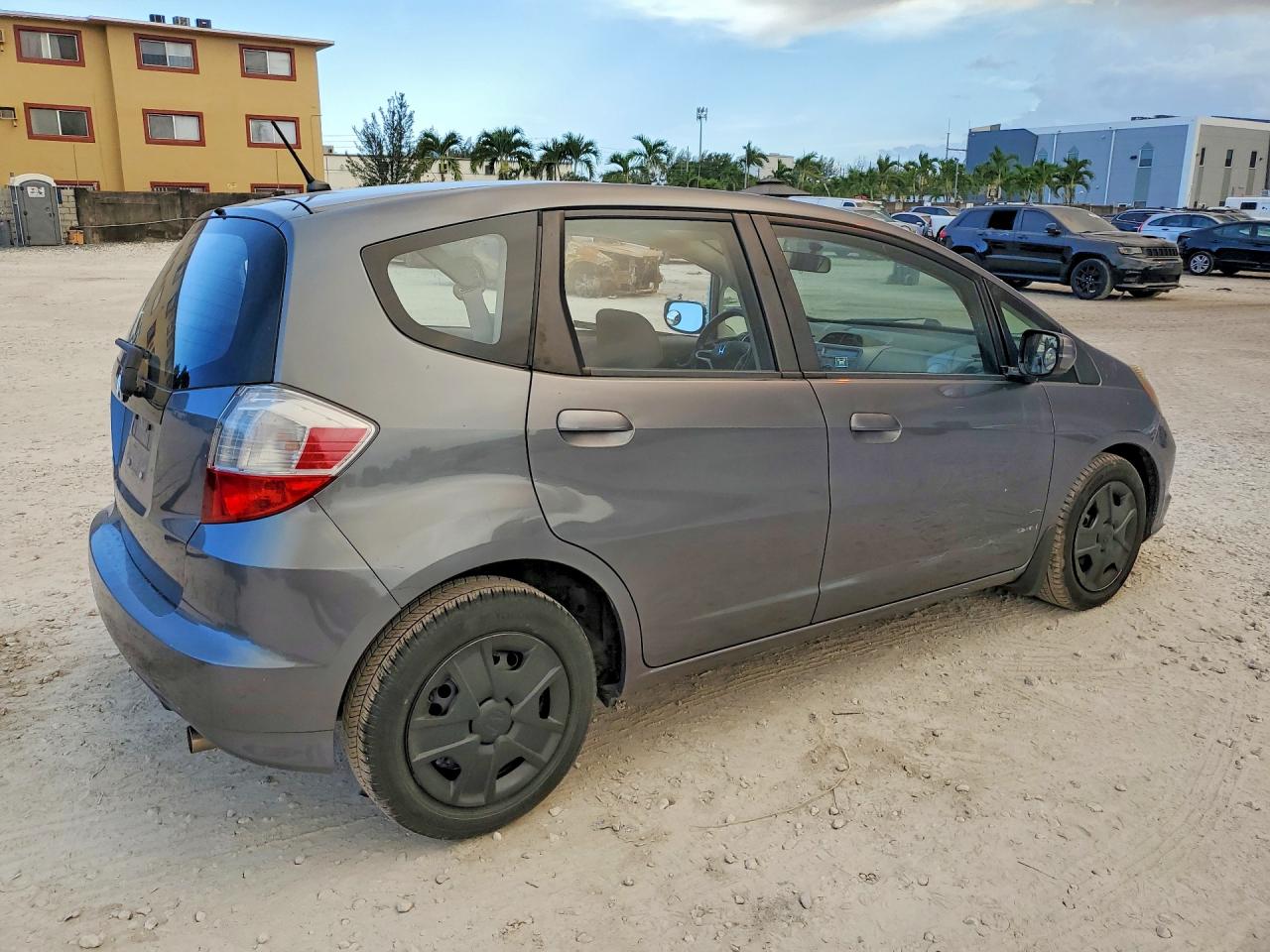 2013 Honda Fit Gray vin: JHMGE8H35DC021104