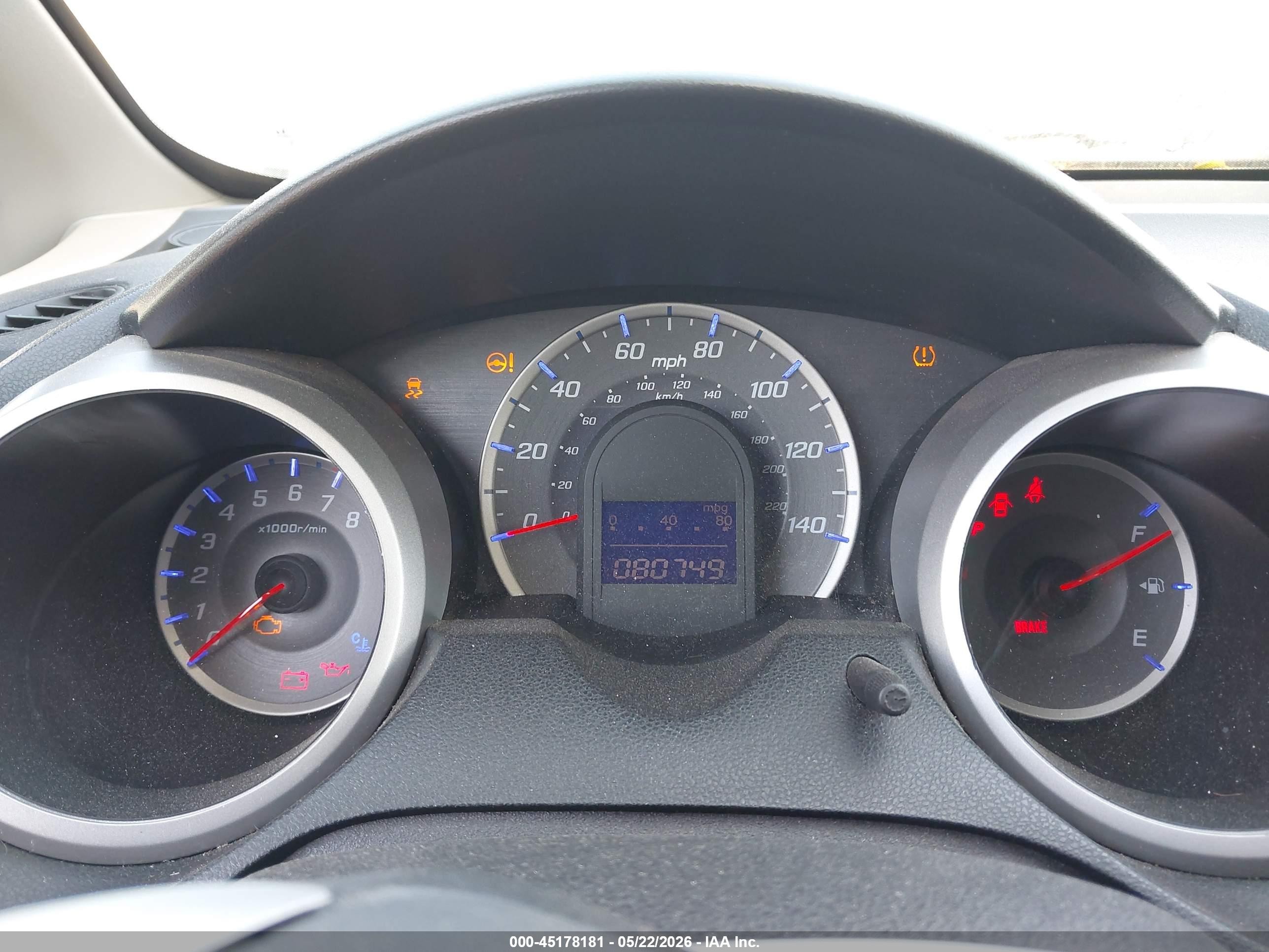 2013 Honda Fit White vin: JHMGE8H35DC022995
