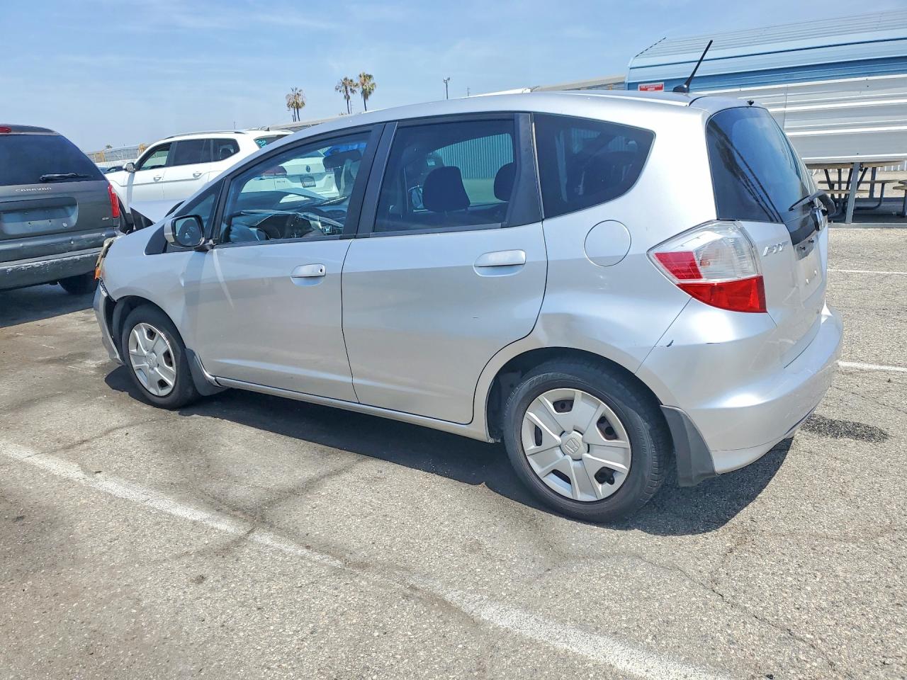 2013 Honda Fit Silver vin: JHMGE8H35DC030126