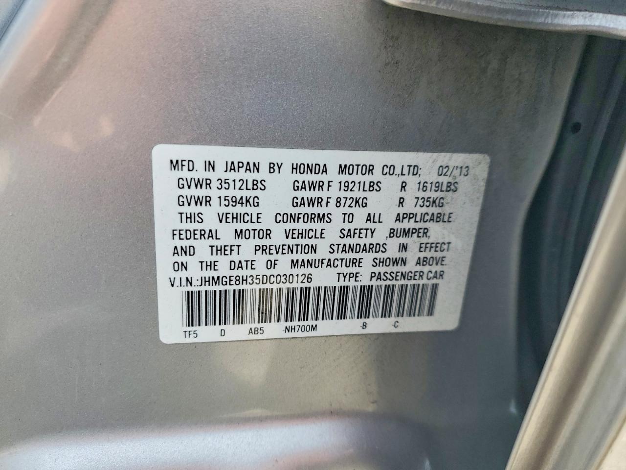 2013 Honda Fit Silver vin: JHMGE8H35DC030126