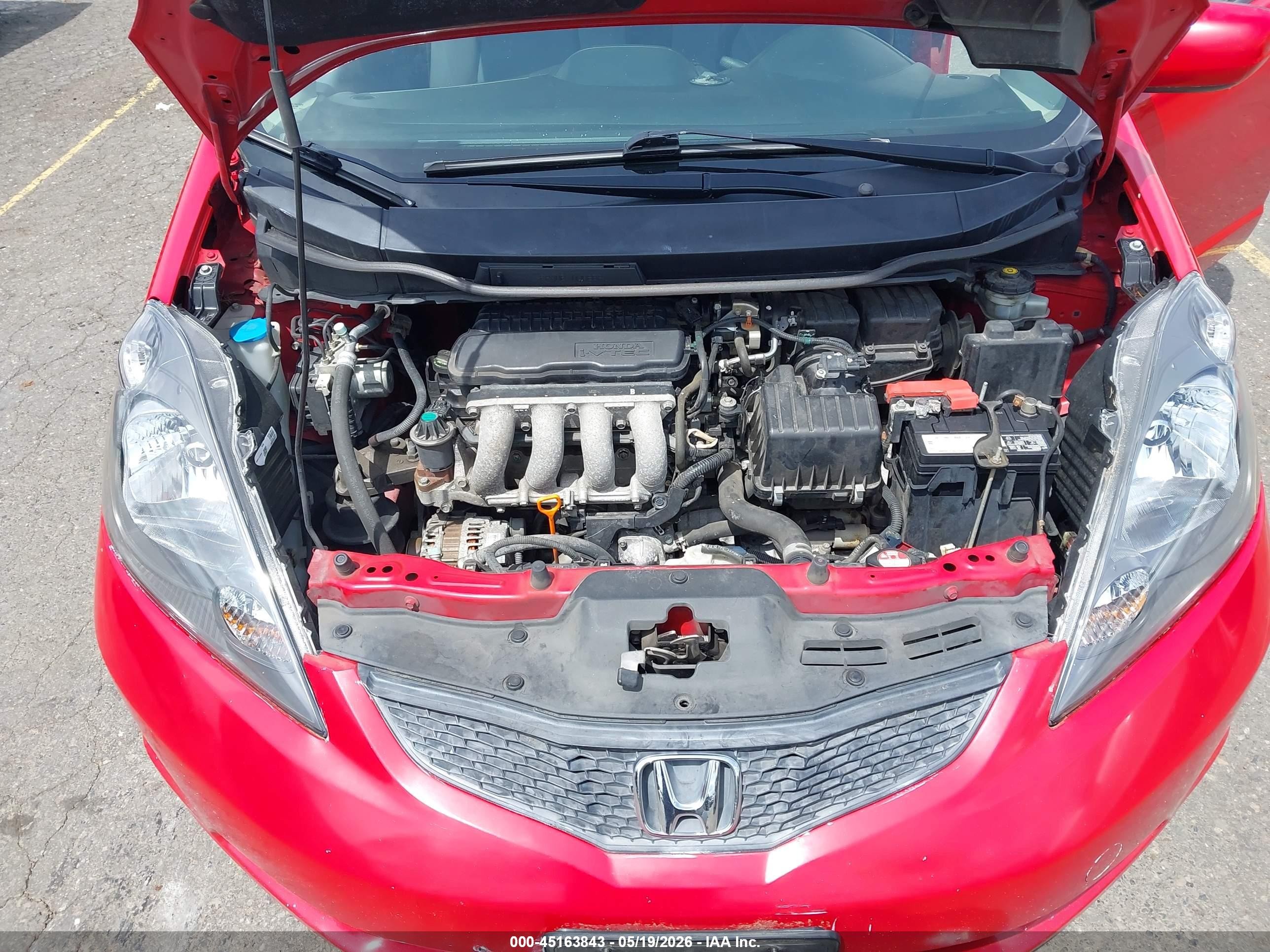 2013 Honda Fit   Red vin: JHMGE8H35DC038999